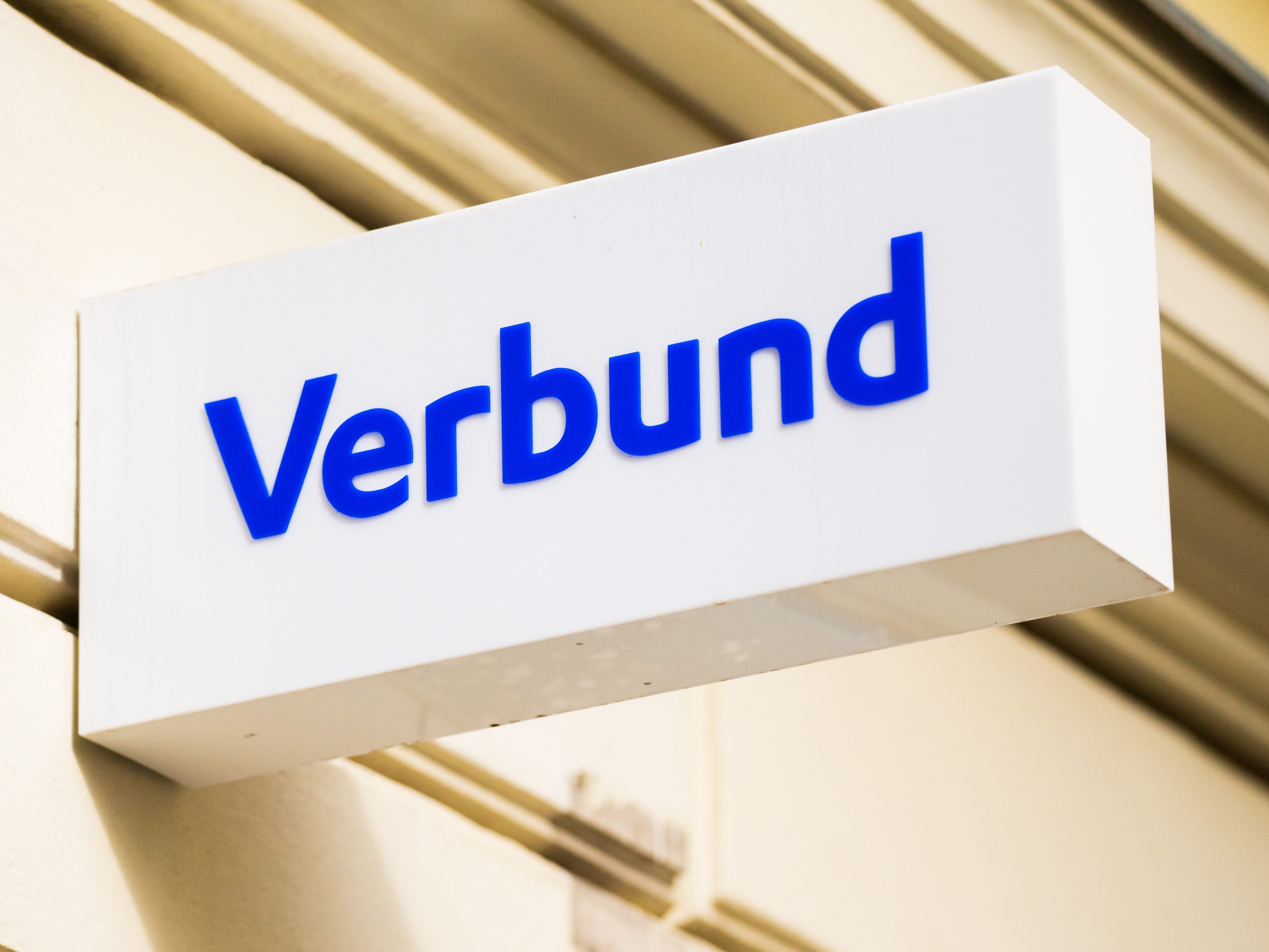 Der Verbund koopieriert mit einer Firma aus Abu Dhabi. Der Verbund koopieriert mit einer Firma aus Abu Dhabi.