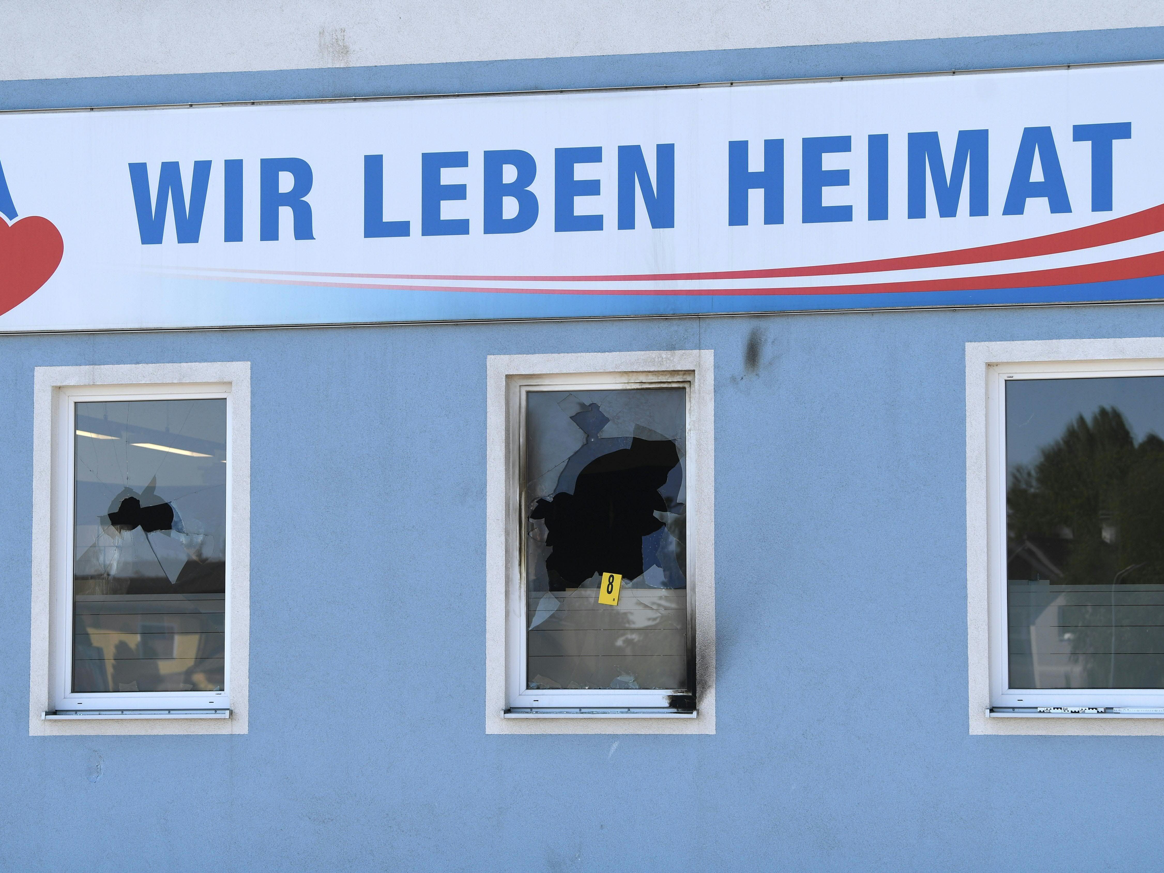 Zweiter Prozess nach einem Brandanschlag auf eine FPÖ NÖ-Zentrale. Zweiter Prozess nach einem Brandanschlag auf eine FPÖ NÖ-Zentrale.