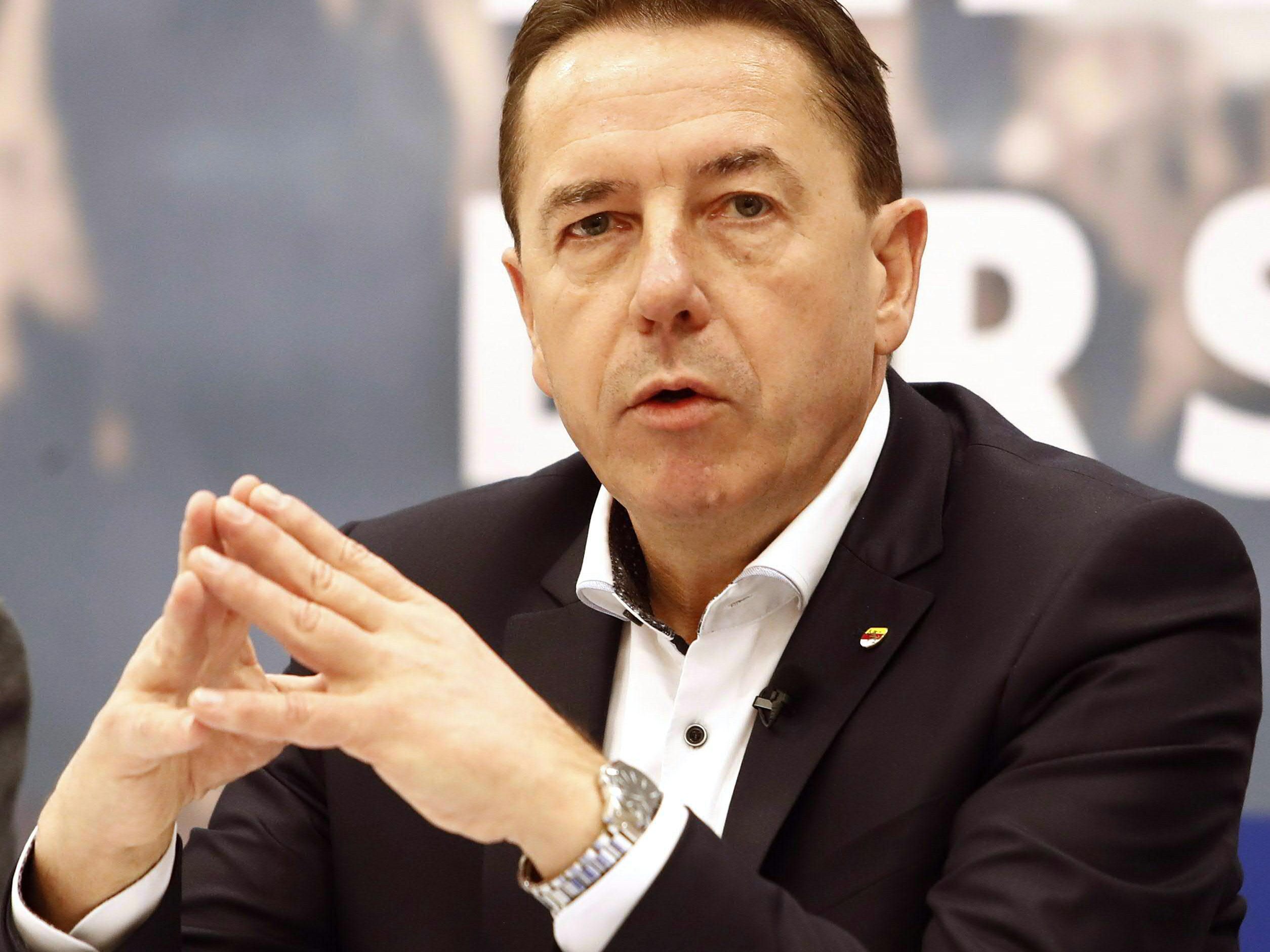 Ein "Freistaat Kärnten" wäre für FP-Chef Angerer überlegenswert.