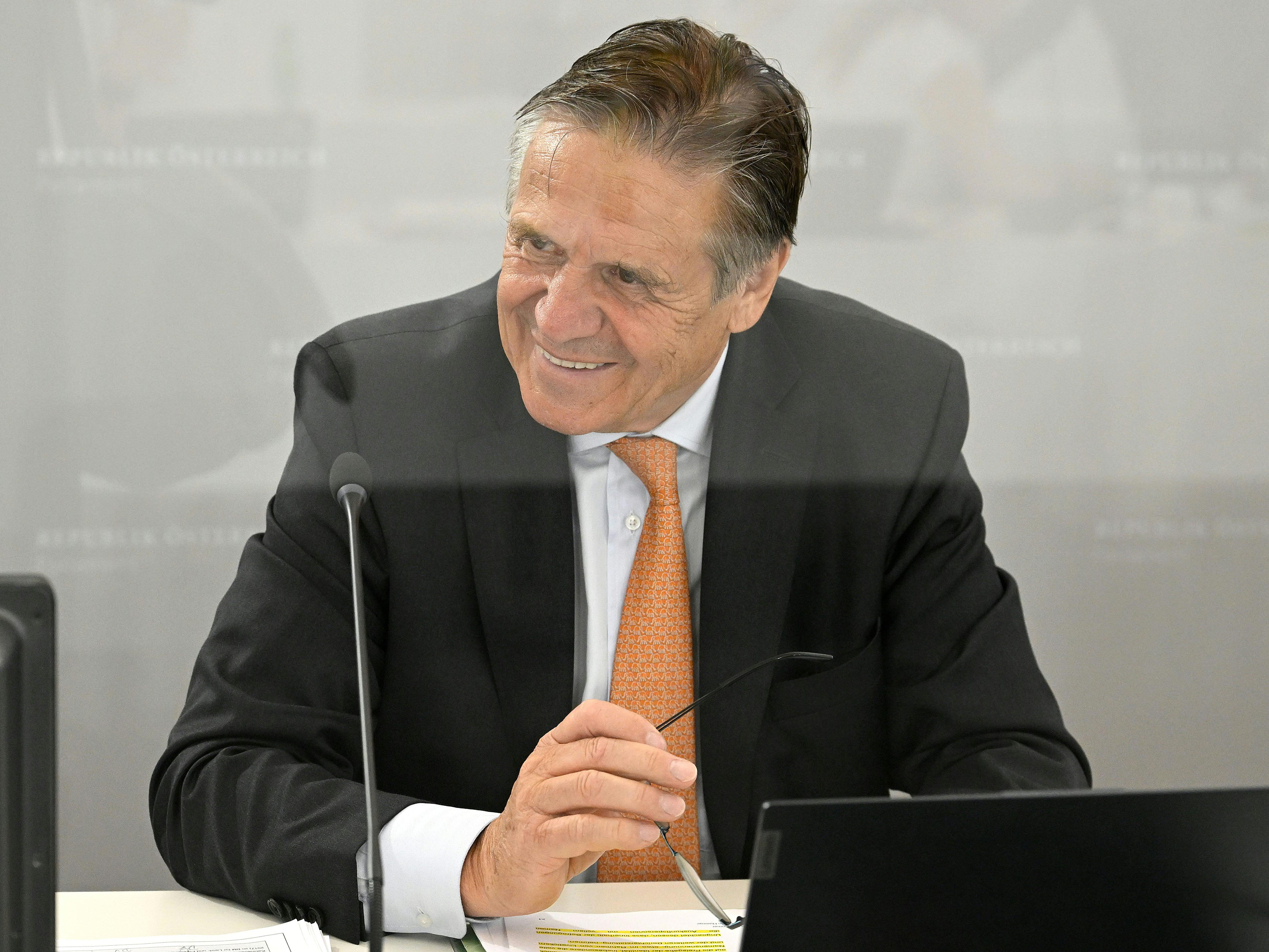 "Es ist sicherlich Korruption da" sagt Verfahrensrichter Wolfgang Pöschl. "Es ist sicherlich Korruption da" sagt Verfahrensrichter Wolfgang Pöschl.