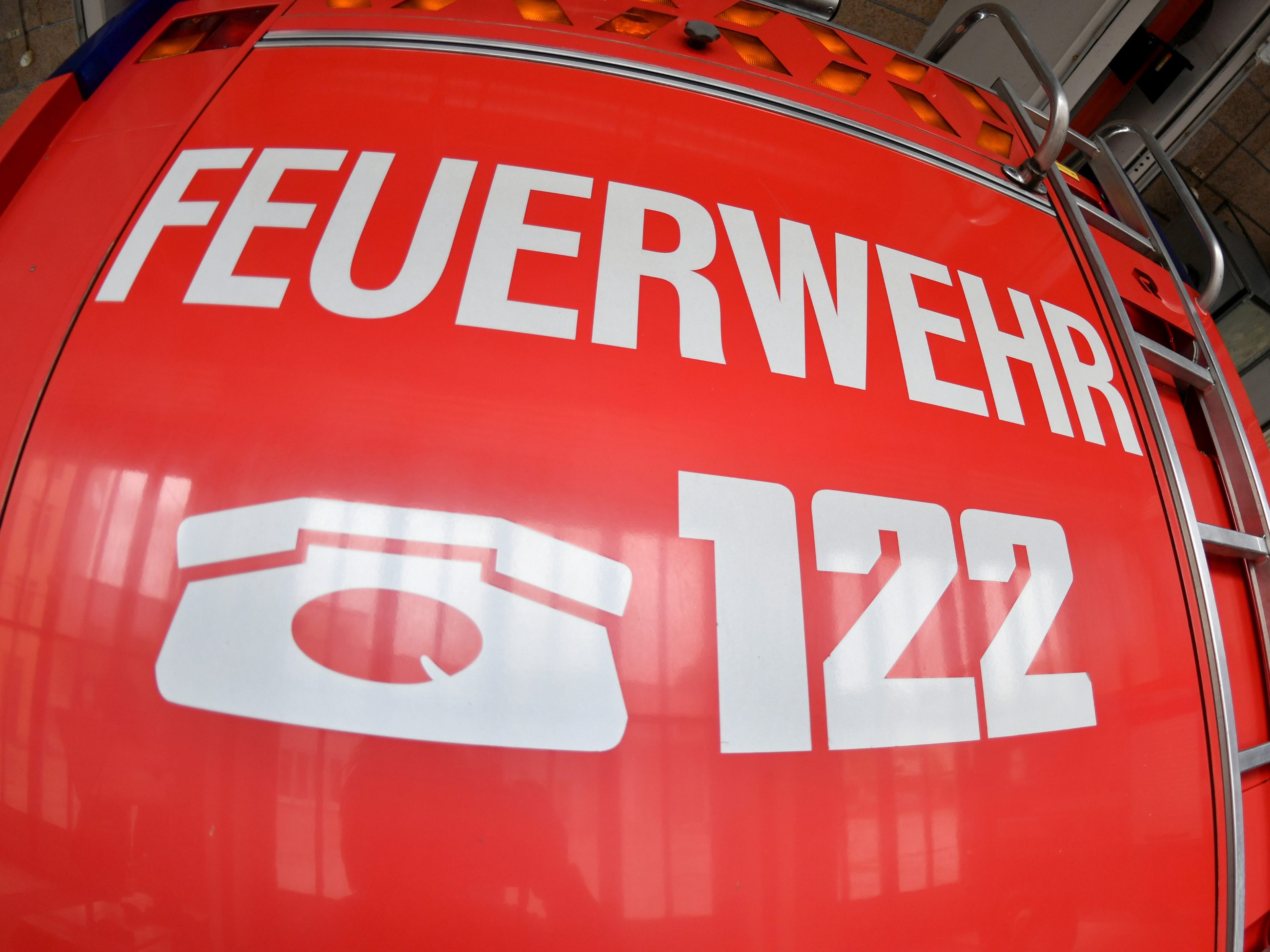 Eine Achtjährige ist nach dem Brand eines Hauses in Vorarlberg gestorben. Eine Achtjährige ist nach dem Brand eines Hauses in Vorarlberg gestorben.