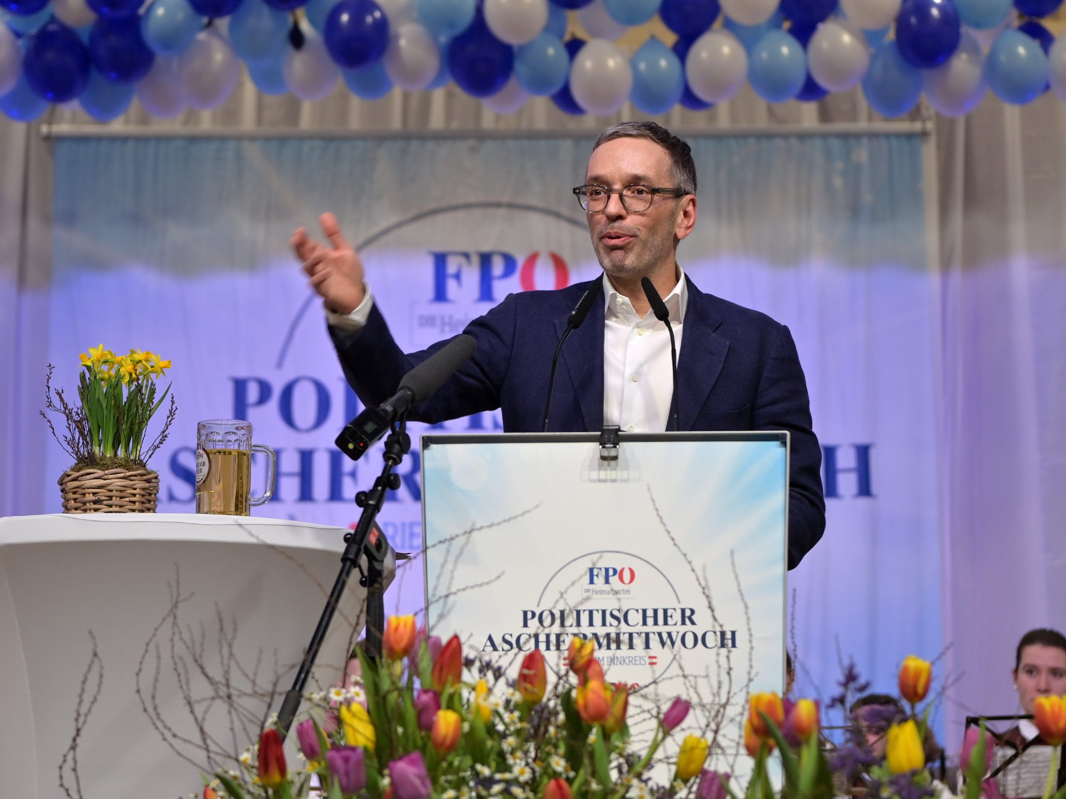 FPÖ-Chef Kickl während seiner Rede zum politischen Aschermittwoch. FPÖ-Chef Kickl während seiner Rede zum politischen Aschermittwoch.
