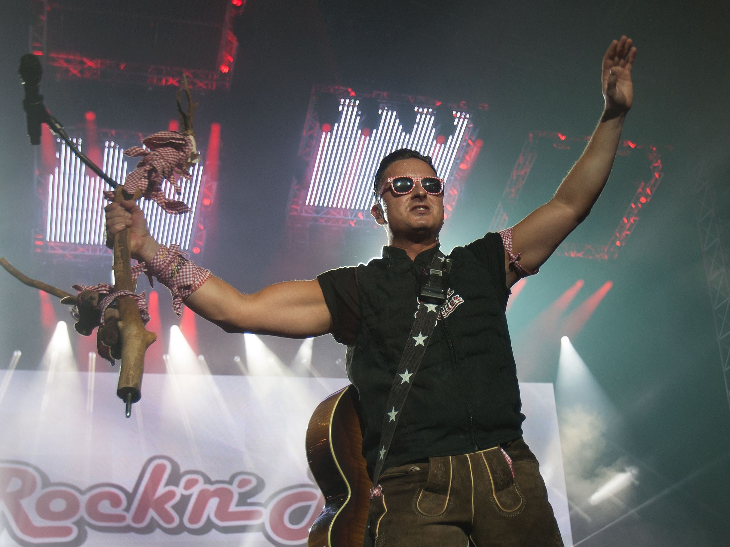 Volks-Rock'n'Roller Andreas Gabalier zeigt sich ganz privat. Volks-Rock'n'Roller Andreas Gabalier zeigt sich ganz privat.