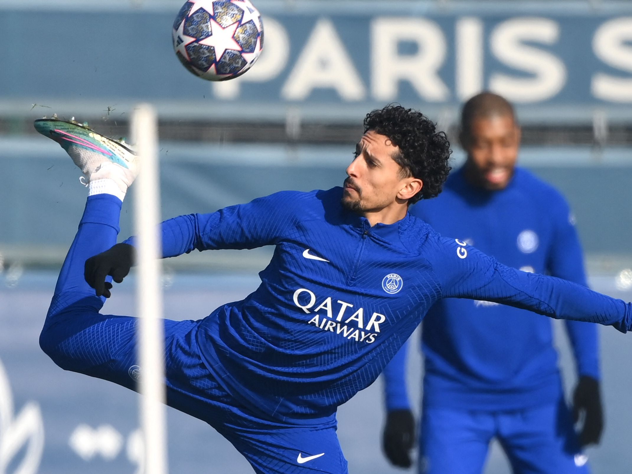 Neuauflage des Endspiels von 2020 - Einsatz von Mbappé bei PSG fraglich. Im Bild: Marquinhos (l.) und Neymar (r.), beide PSG. Neuauflage des Endspiels von 2020 - Einsatz von Mbappé bei PSG fraglich. Im Bild: Marquinhos (l.) und Neymar (r.), beide PSG.