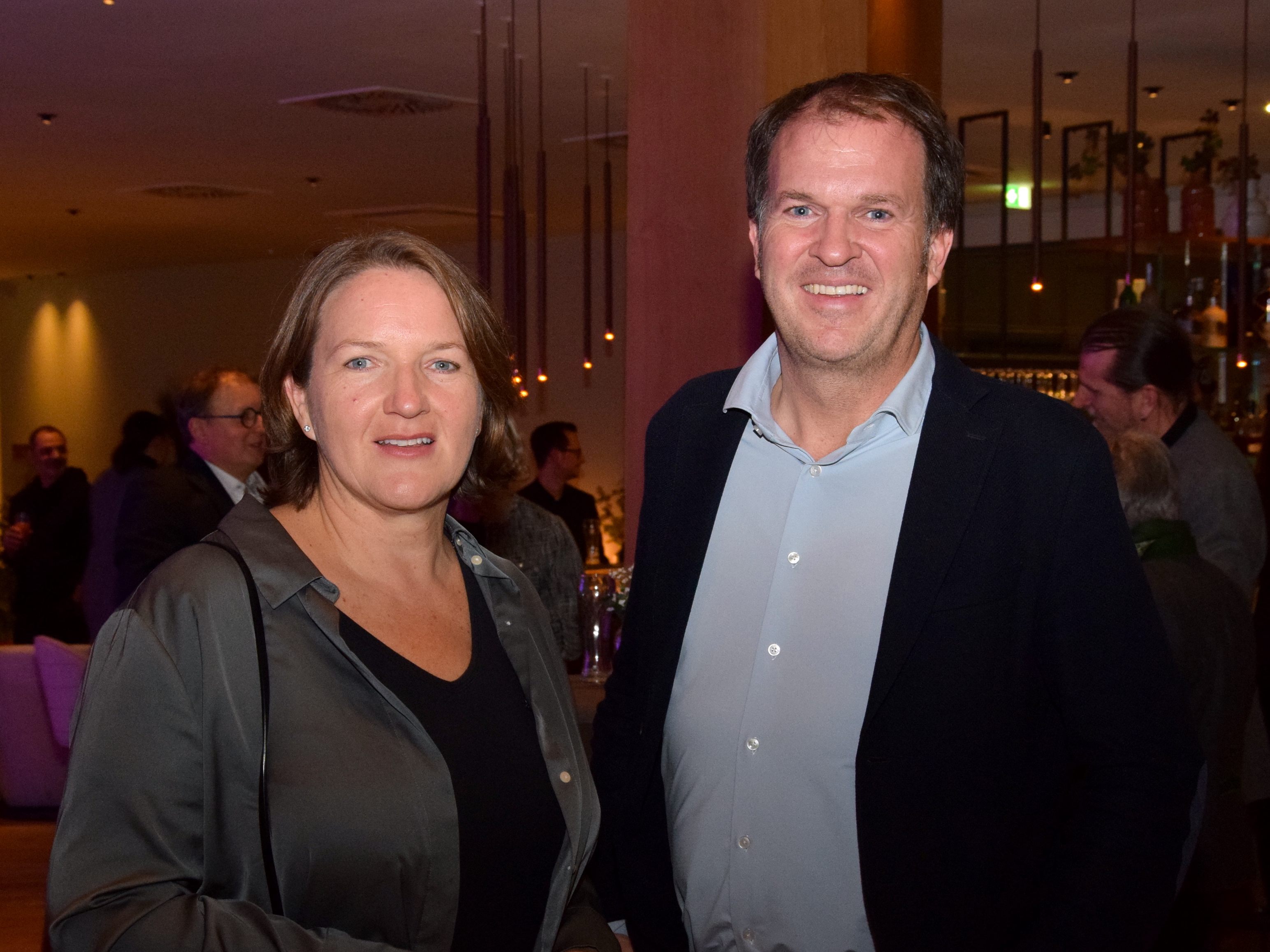 Auch die Geschwister Nadja und Michael Nachbaur (High Life Reisen und Nachbaur Reisen) waren der Einladung zur Eröffnung des 5 Sterne Falkensteiner Hotel Montafon in Tschagguns-Latschau gefolgt.