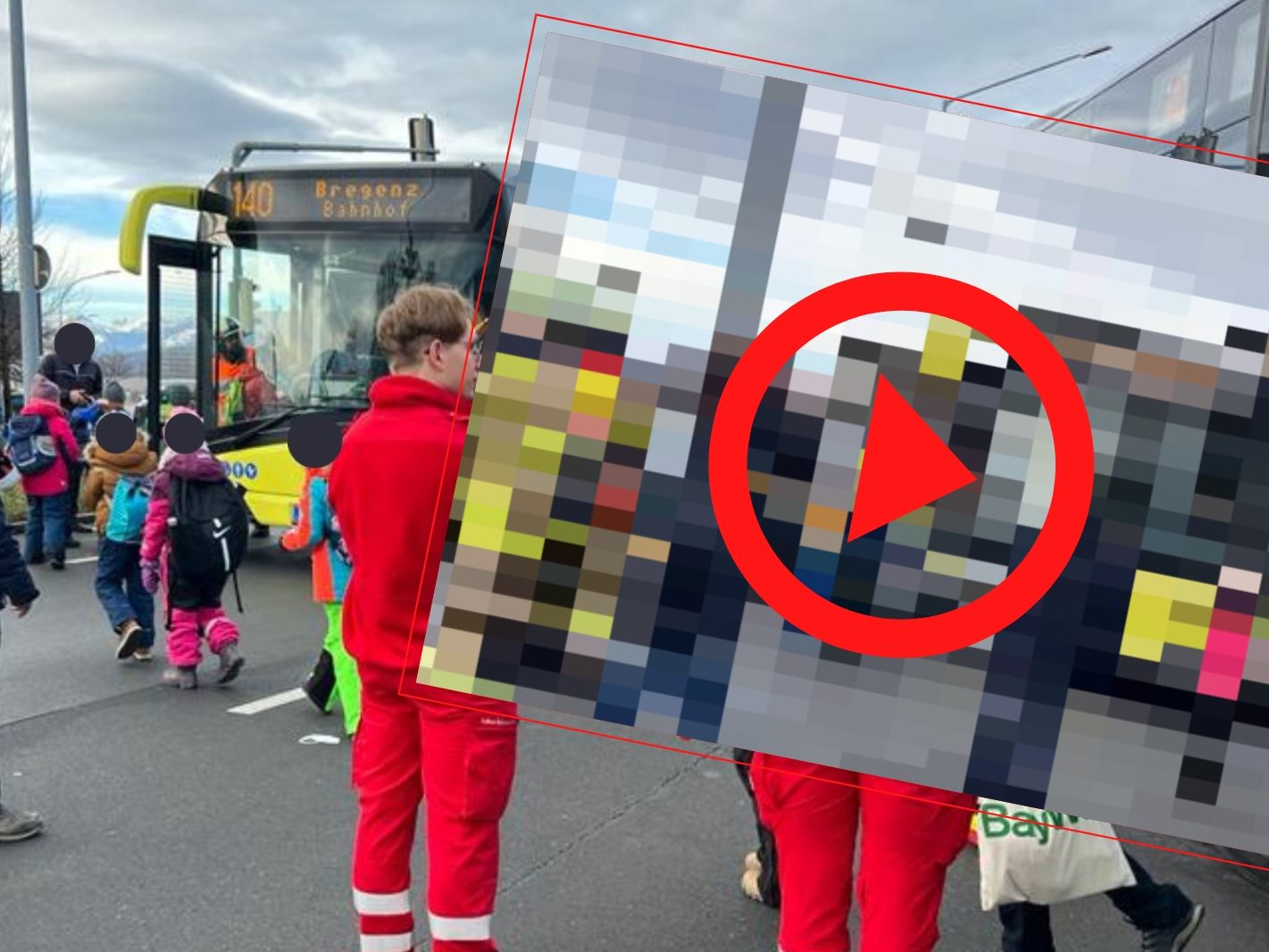 Die Bilder und das Video zum Unfall in Hard. Die Bilder und das Video zum Unfall in Hard.