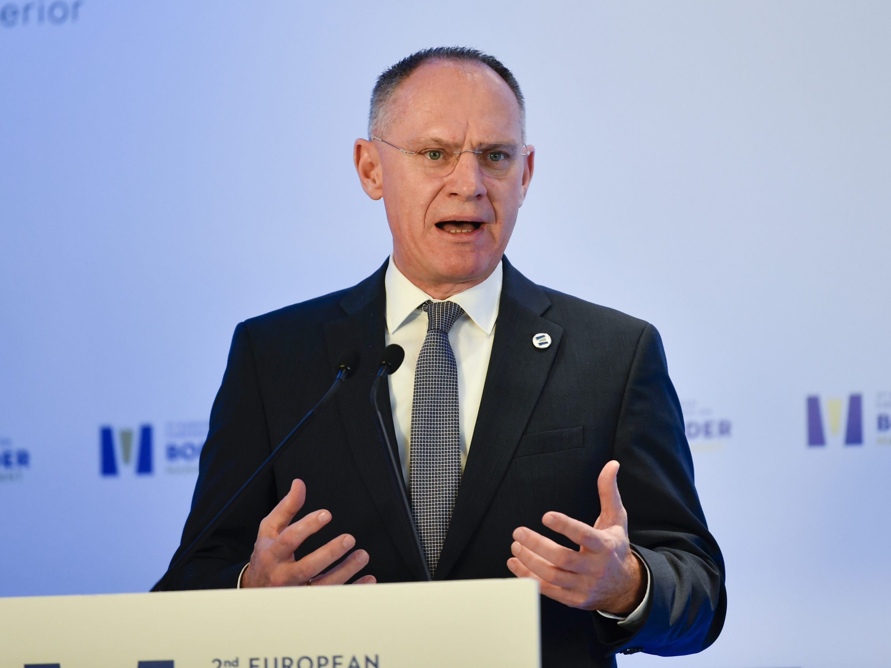 Innenminister Karner beriet in Athen zu Grenzschutz und der Schengen-Erweiterung. Innenminister Karner beriet in Athen zu Grenzschutz und der Schengen-Erweiterung.