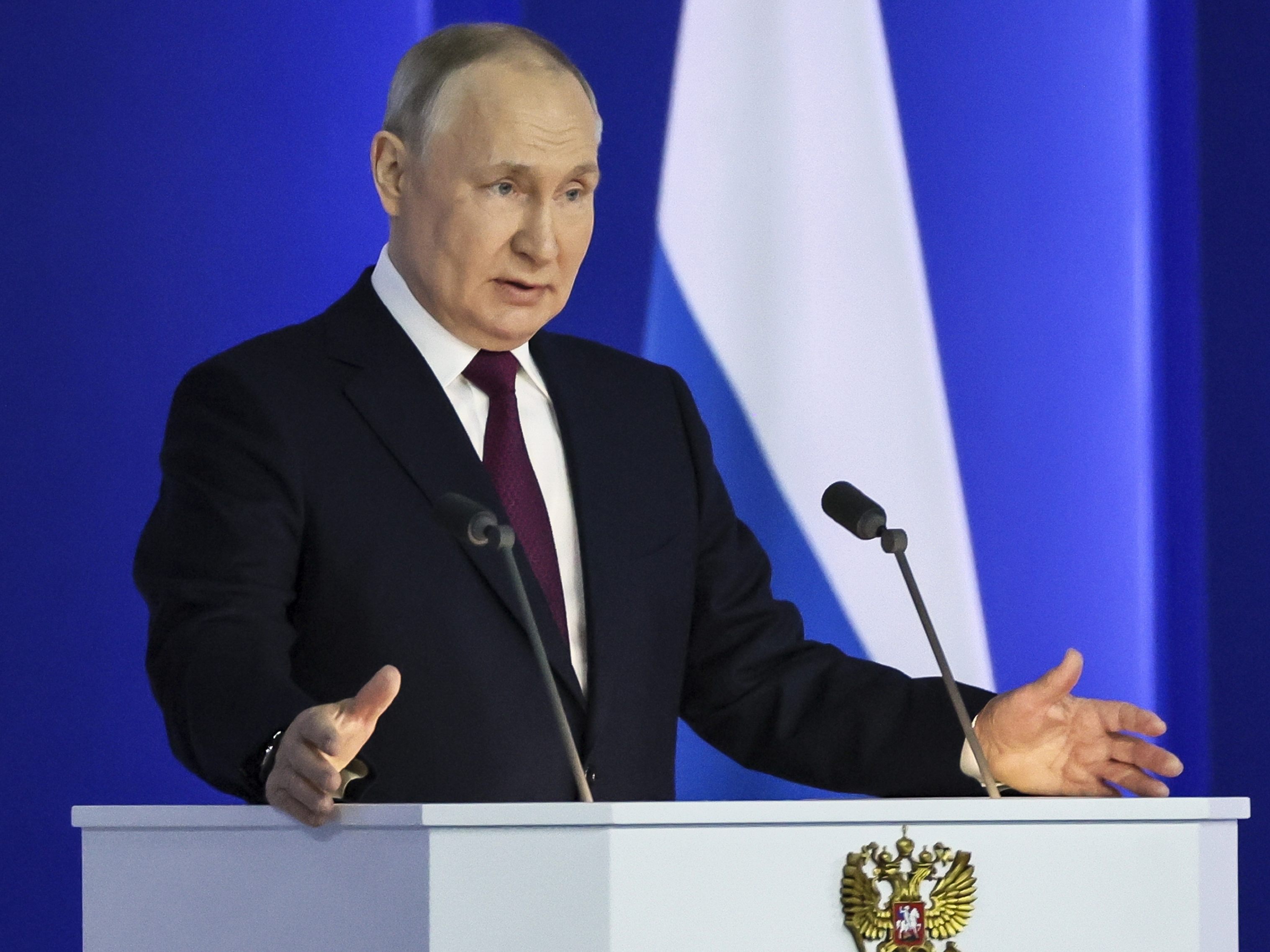 Wladimir Putin gibt dem Westen die Schuld am Krieg.