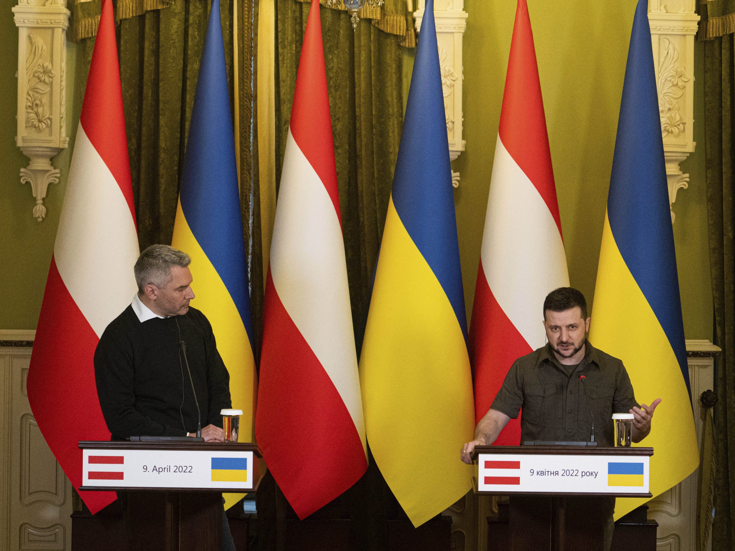Österreich half der Ukraine bisher mit 124 Mio. Euro. Österreich half der Ukraine bisher mit 124 Mio. Euro.