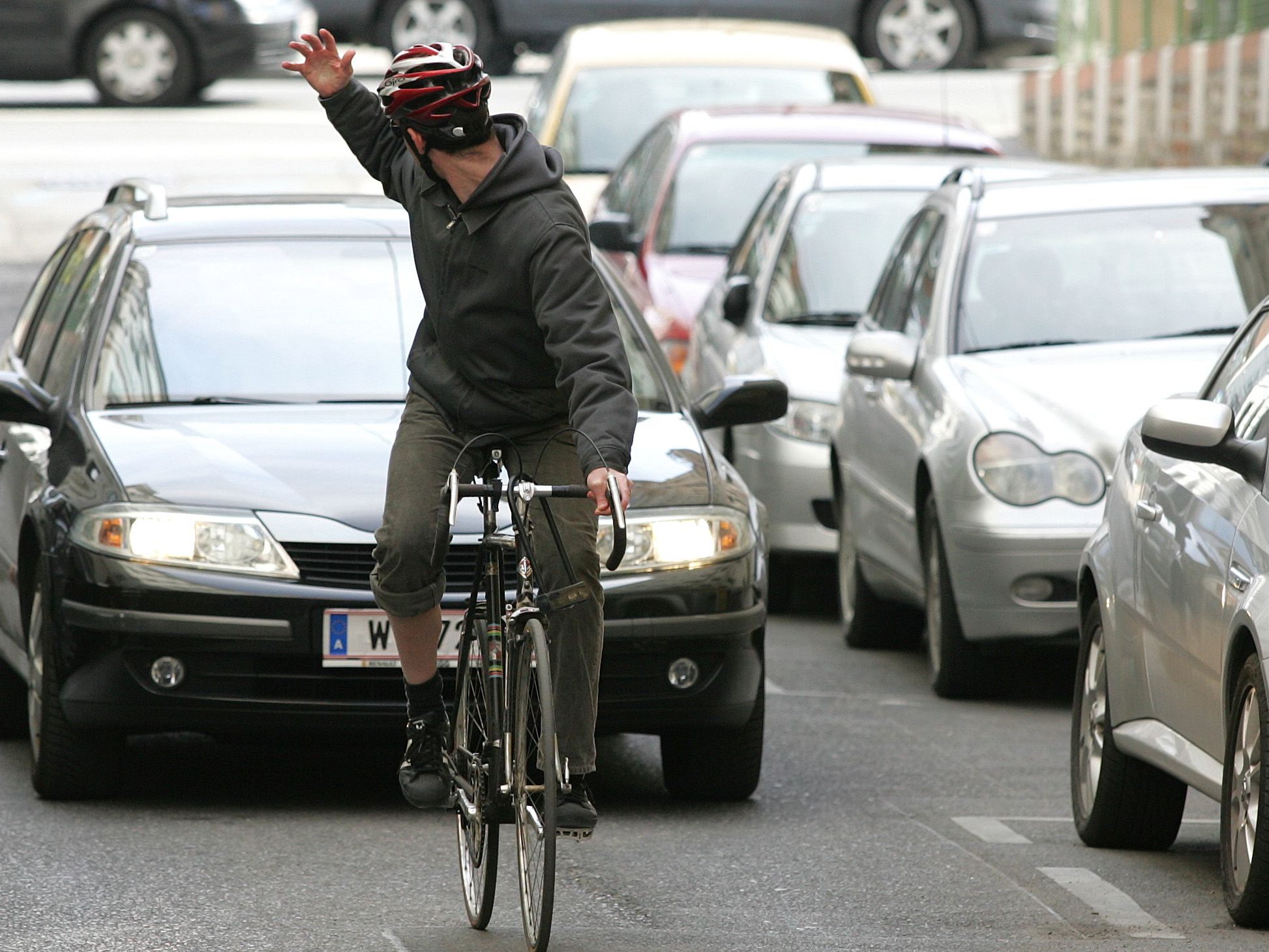 Gerade in Österreichs Städten sei die Situation für Radfahrer laut einer Umfrage noch ausbaubar. Gerade in Österreichs Städten sei die Situation für Radfahrer laut einer Umfrage noch ausbaubar.