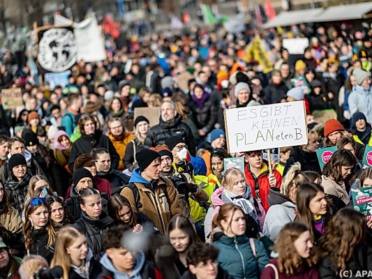 Weltweite Proteste gegen mangelnde Maßnahmen bei der Klimakrise