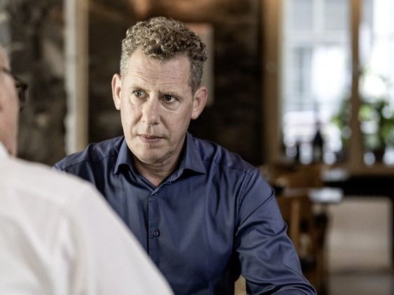 „Wir hatten bis zuletzt auf eine gute Lösung gehofft“, sagt AK-Präsident Bernhard Heinzle, „aber jetzt ist die Regierung vor den Vermietern eingeknickt.“ (Foto: Lukas Hämmerle) „Wir hatten bis zuletzt auf eine gute Lösung gehofft“, sagt AK-Präsident Bernhard Heinzle, „aber jetzt ist die Regierung vor den Vermietern eingeknickt.“ (Foto: Lukas Hämmerle)
