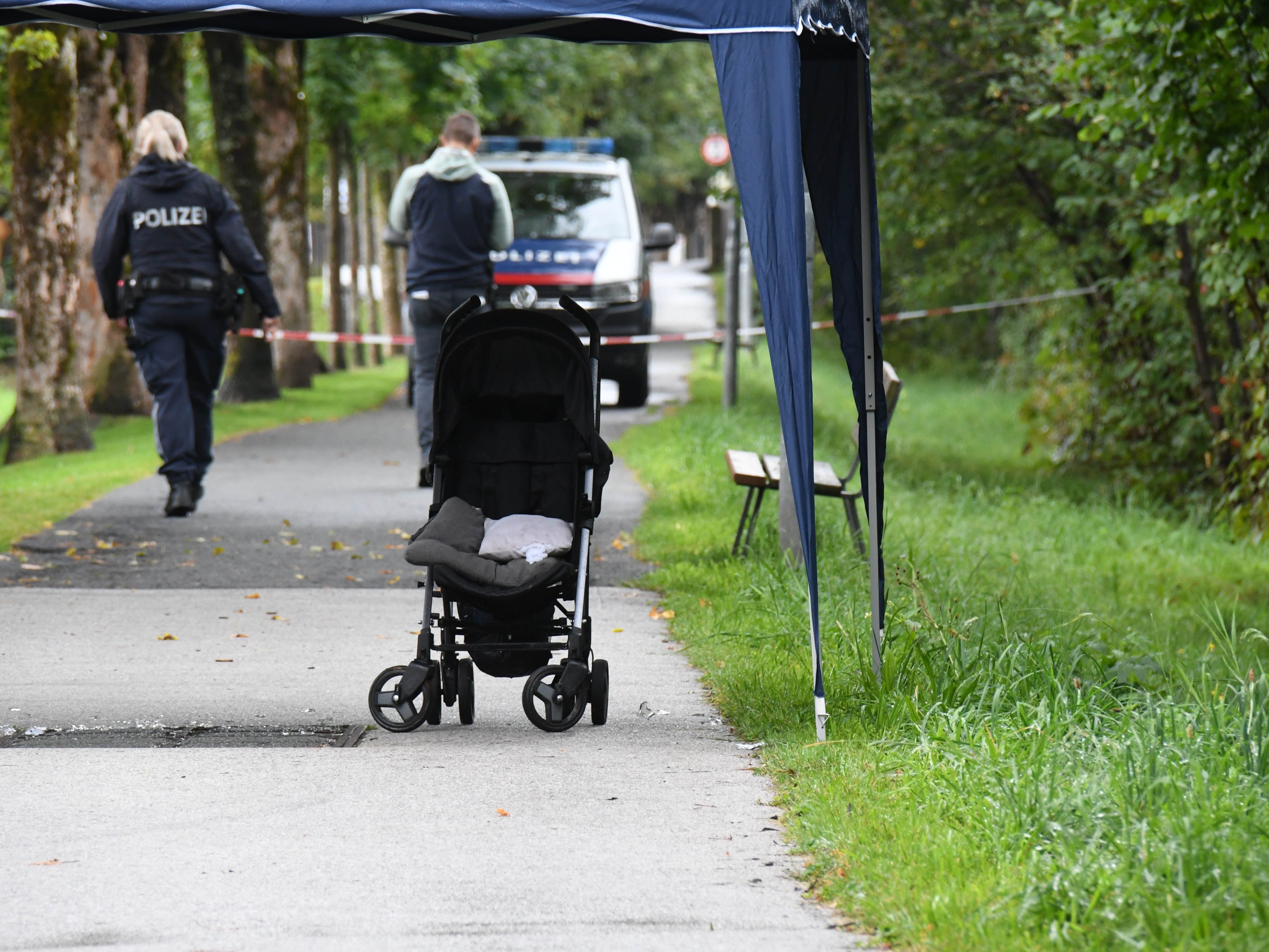 Der Vater des toten Bubs bleibt weiterhin in U-Haft. Der Vater des toten Bubs bleibt weiterhin in U-Haft.