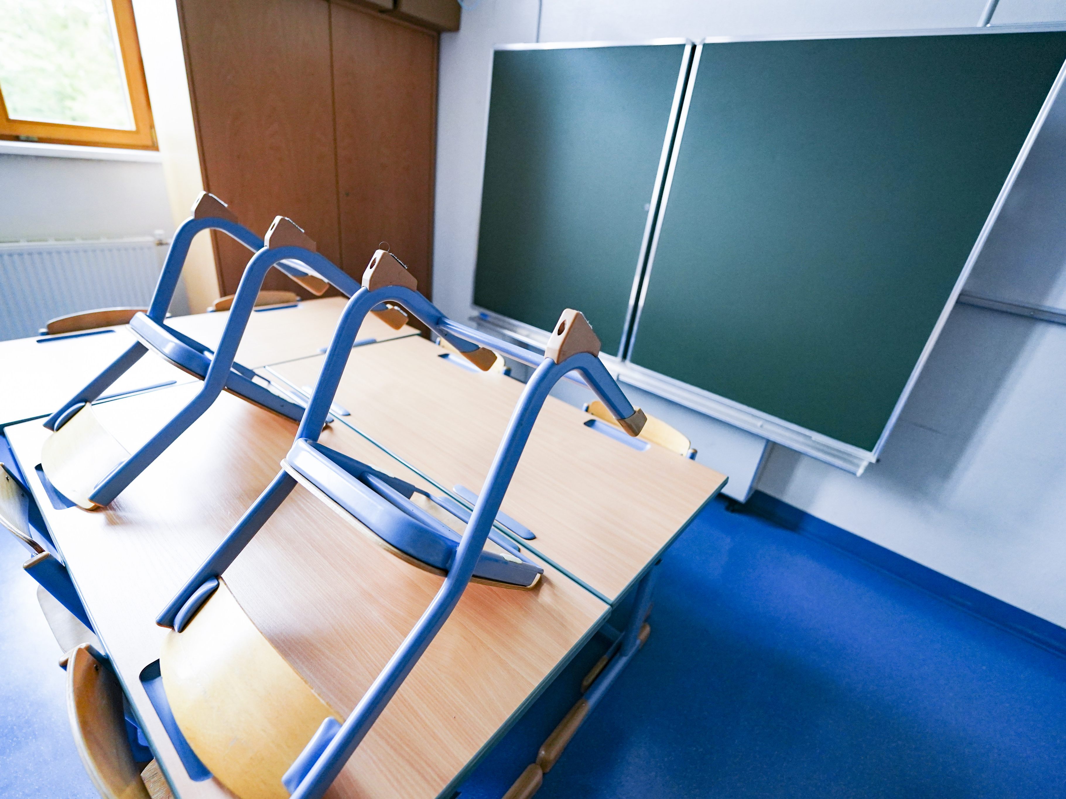 Lehrermangel in bestimmten Regionen und Fächern wird größer.