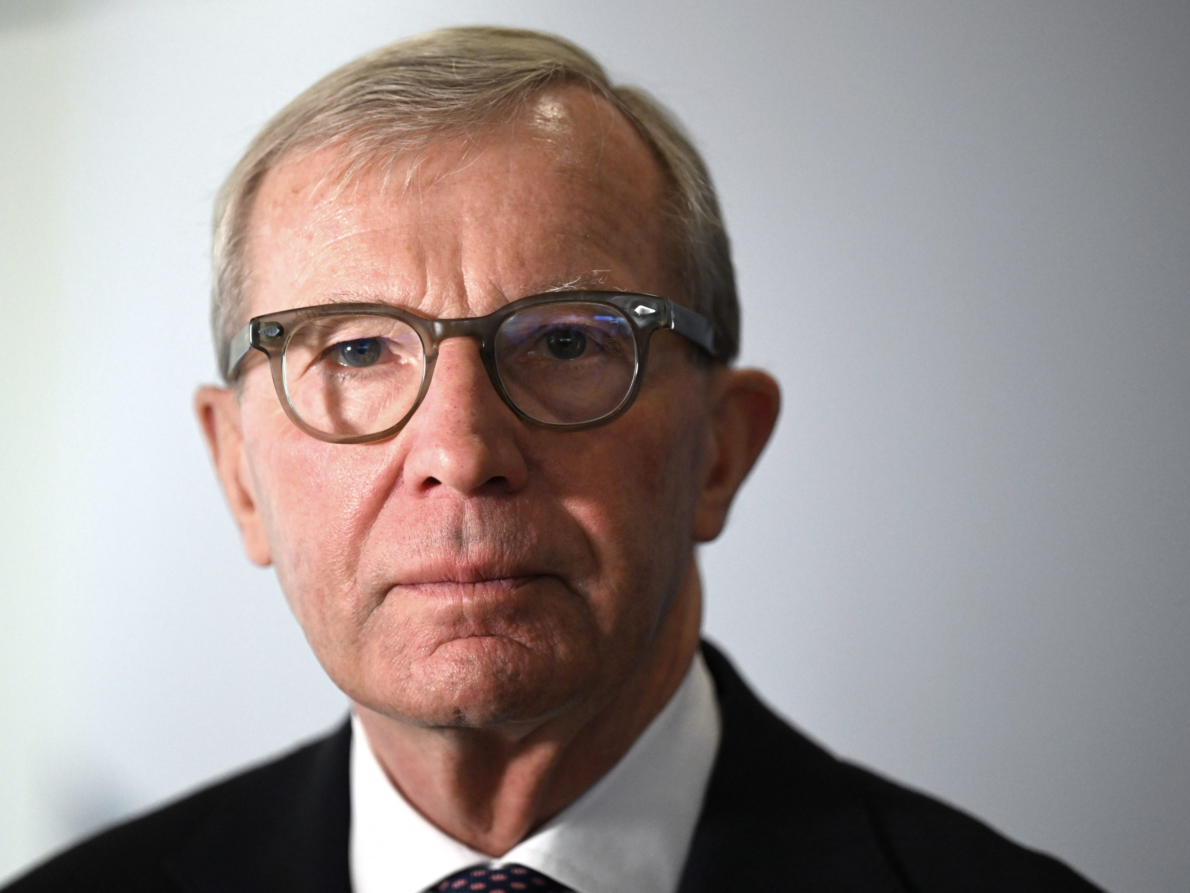 Landeshauptmann Wilfried Haslauer (ÖVP) ist der zehnte Politiker im Amt des Landeshauptmanns des Landes Salzburg seit 1945. Landeshauptmann Wilfried Haslauer (ÖVP) ist der zehnte Politiker im Amt des Landeshauptmanns des Landes Salzburg seit 1945.