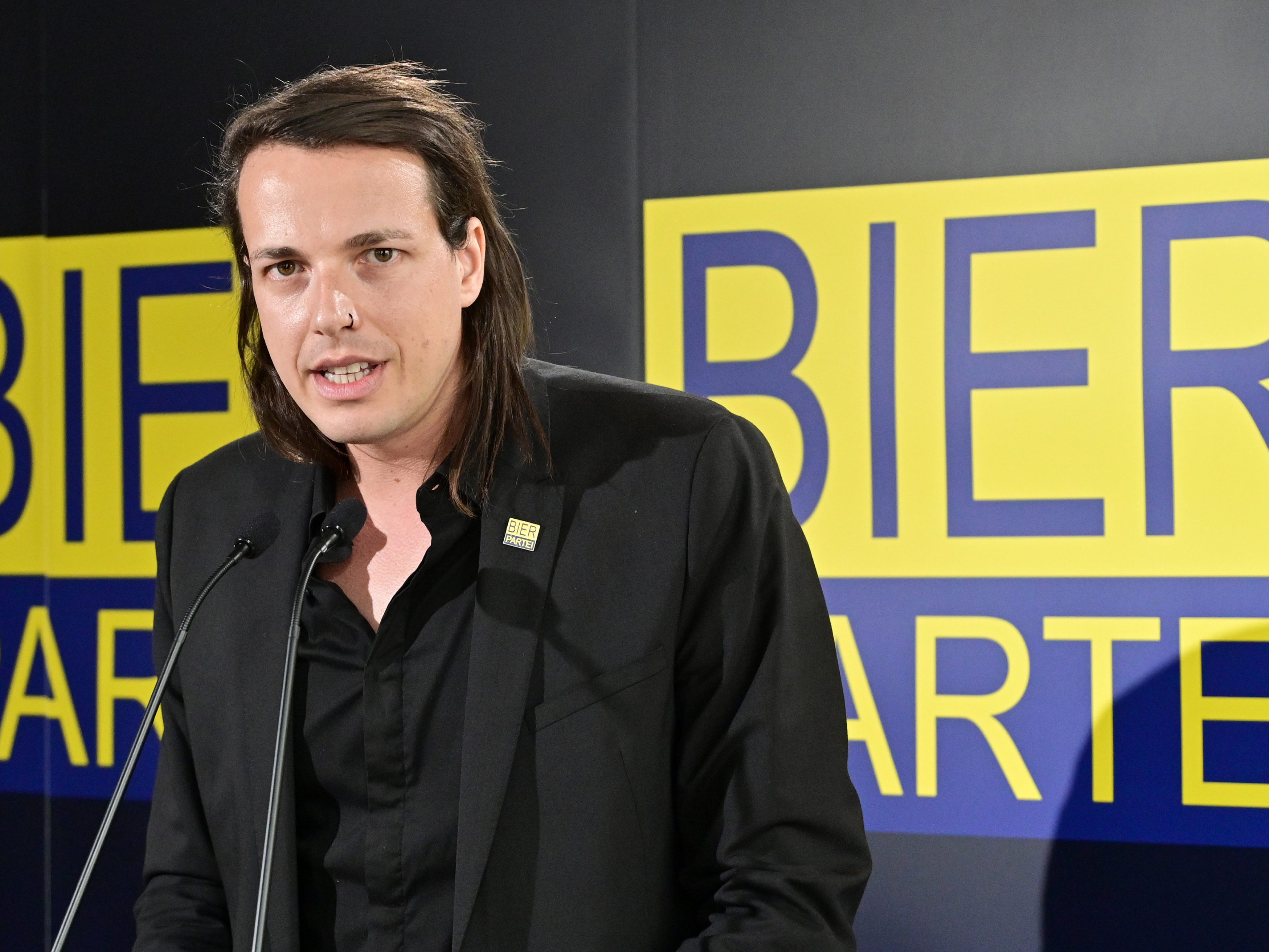Bierpartei-Chef Marco Pogo.