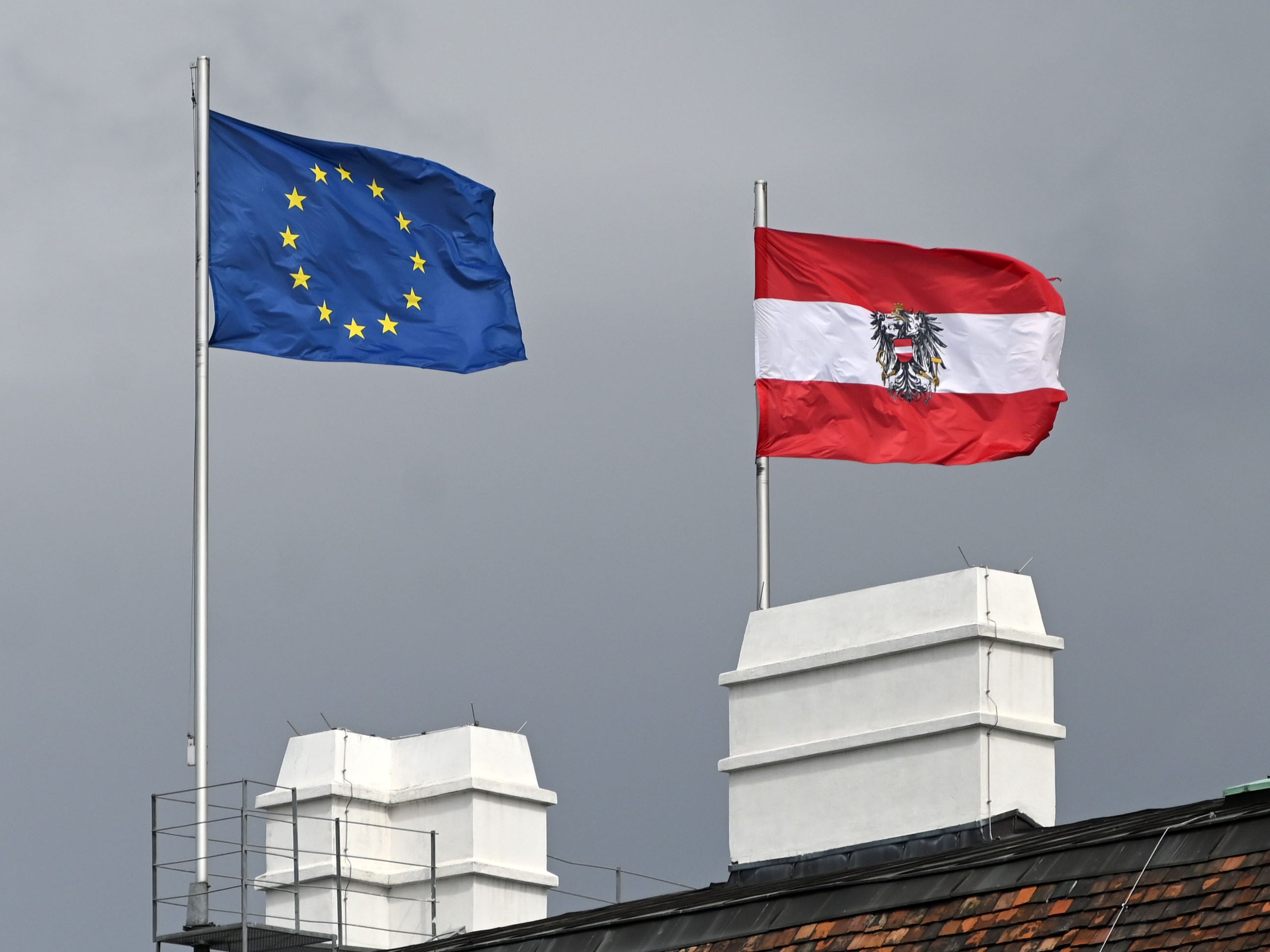 Die Bedeutung der EU nimmt für die Österreicher zu. Die Bedeutung der EU nimmt für die Österreicher zu.