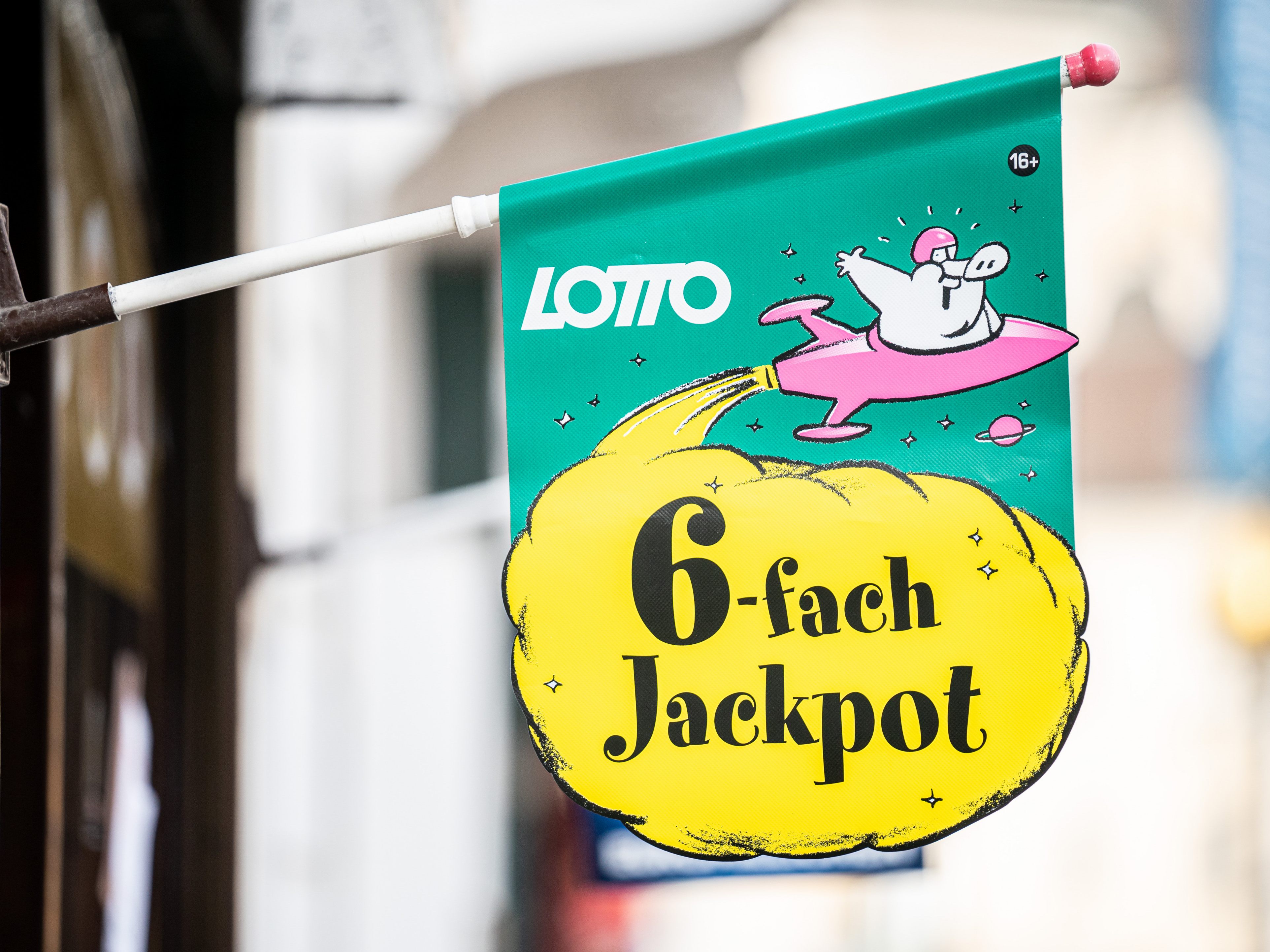 Am Mittwoch könnte der Sechsfachjackpot geknackt werden. Am Mittwoch könnte der Sechsfachjackpot geknackt werden.