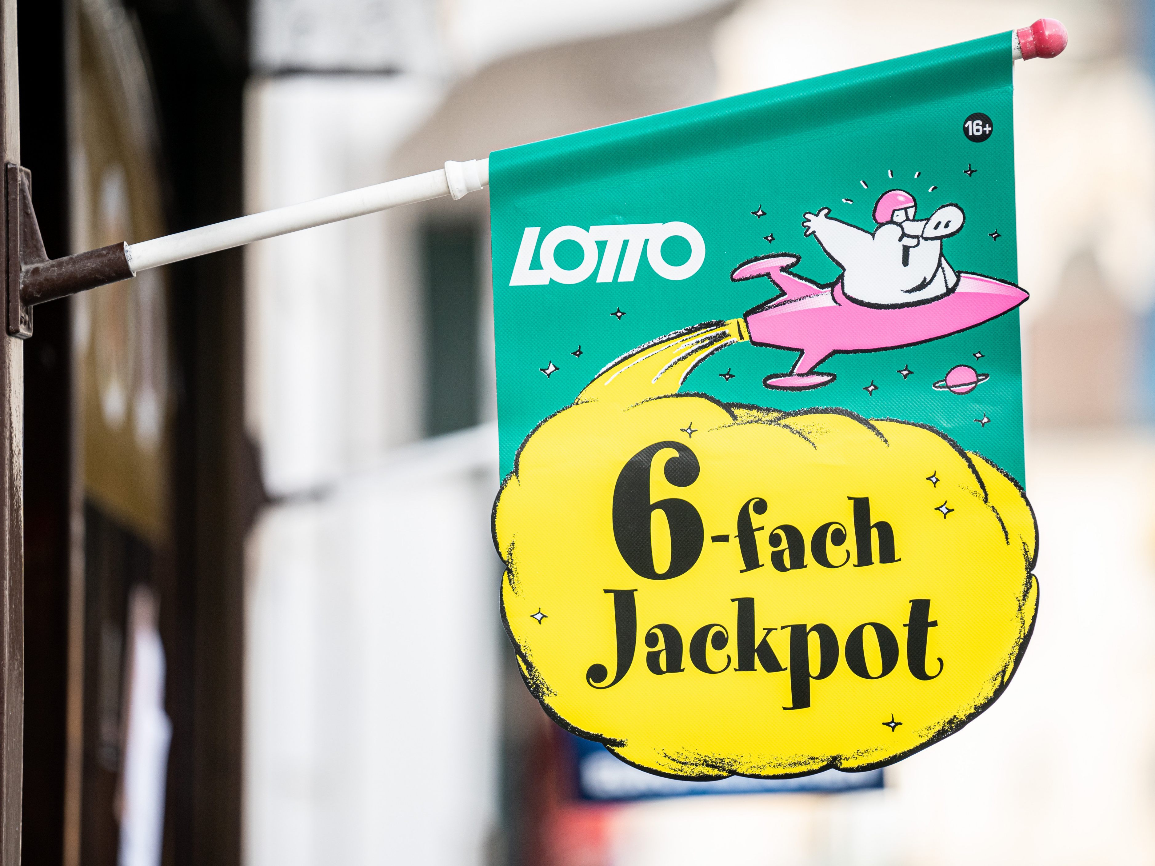 Der Lotto-Sechsfachjackpot wurde geknackt. Der Lotto-Sechsfachjackpot wurde geknackt.