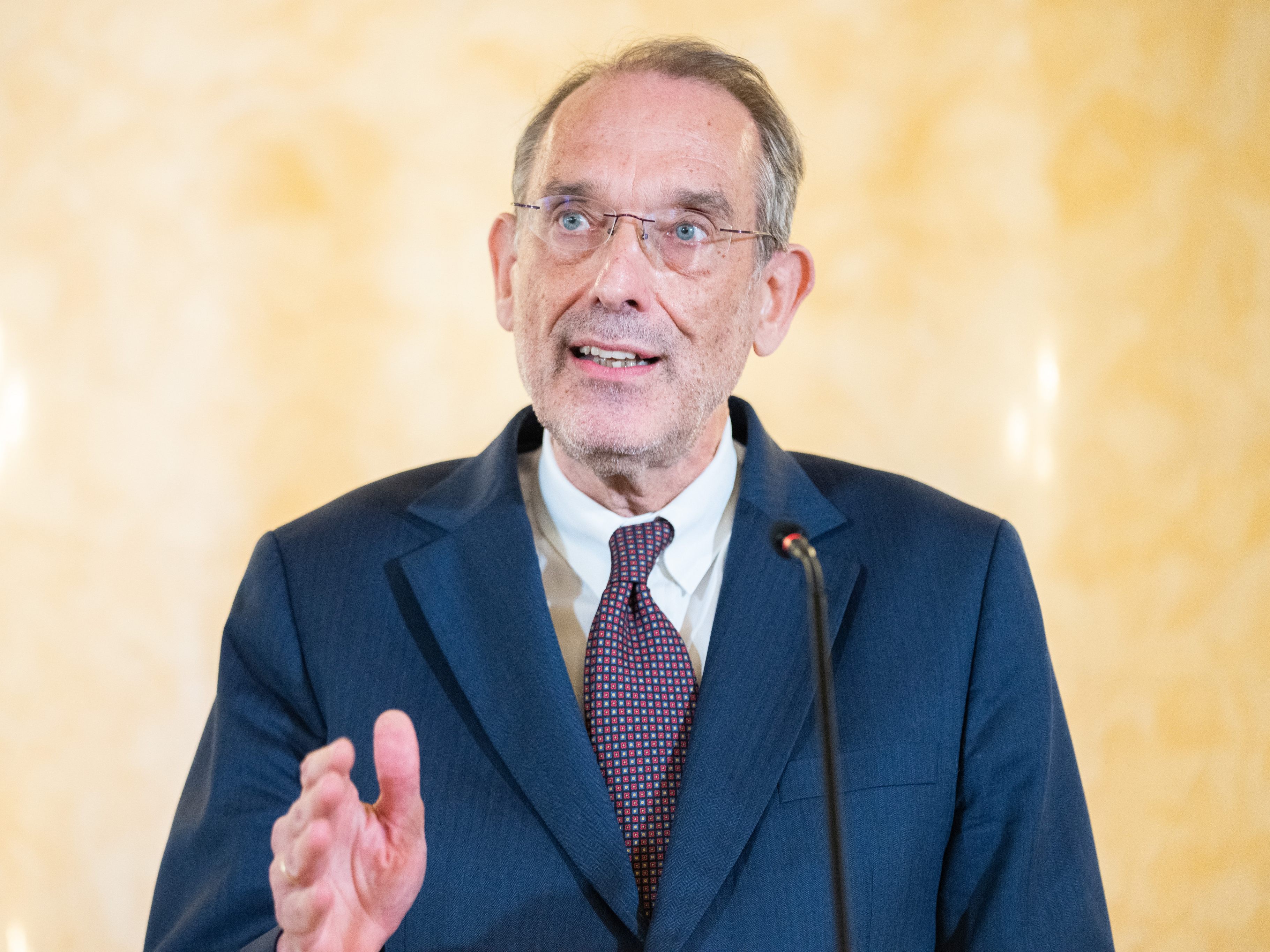 Ex-Minister Faßmann kritisiert Impf-Werbeverbot scharf.