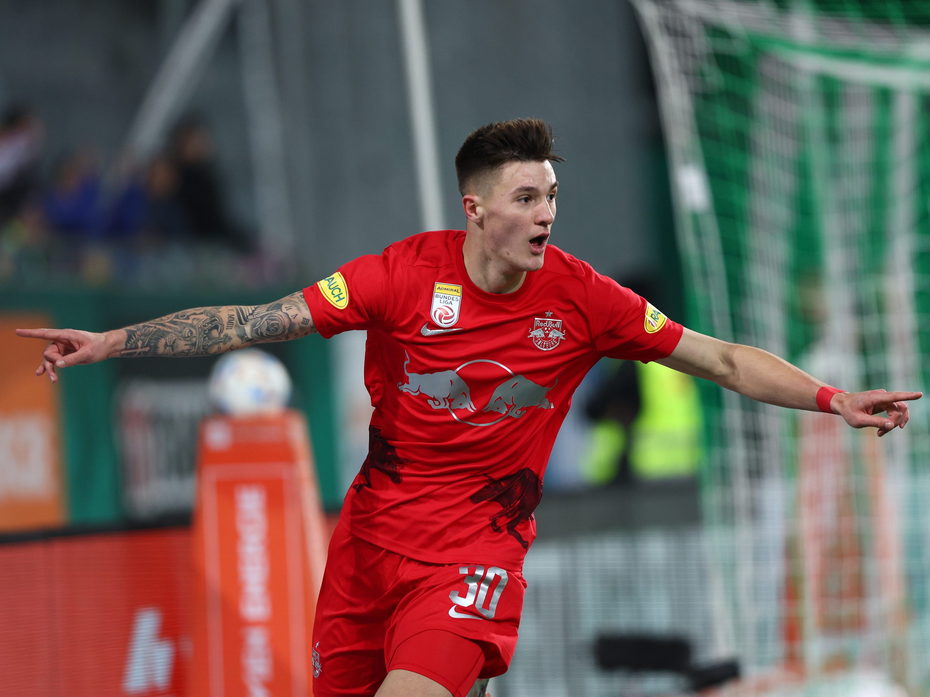 Salzburg jubelt über drei Punkte gegen Rapid Wien. Salzburg jubelt über drei Punkte gegen Rapid Wien.