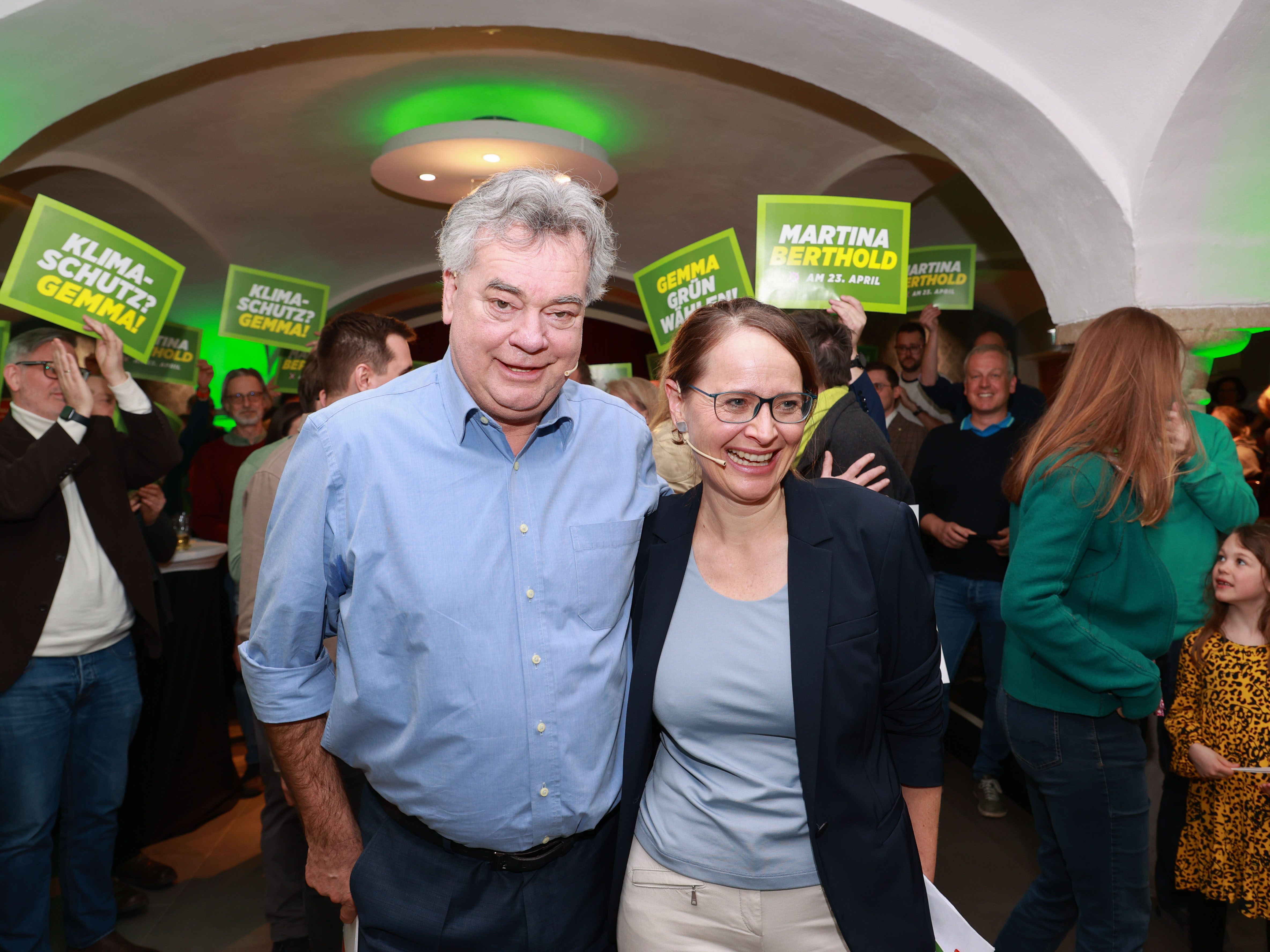 Die Grünen feierten in Salzburg ihren Wahlkampfauftakt. Die Grünen feierten in Salzburg ihren Wahlkampfauftakt.
