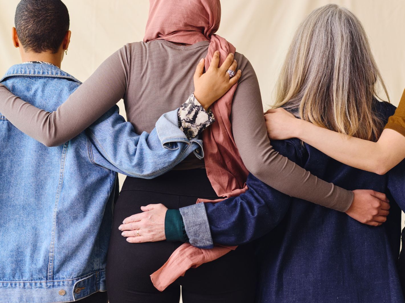 Noch immer sind Frauen in vielen Bereichen mit Benachteiligungen konfrontiert.