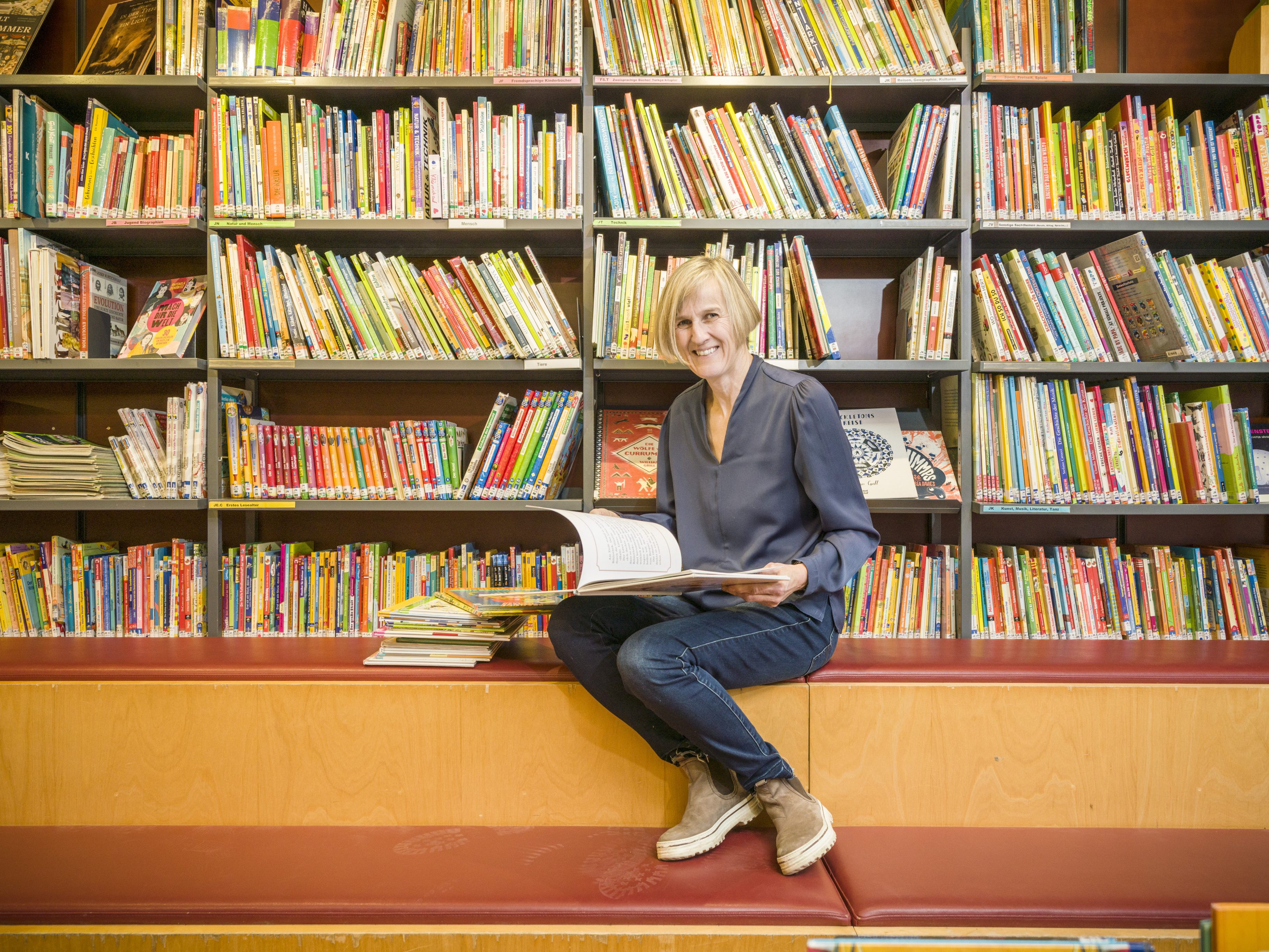 Bibliotheken suchen Freiwillige in Groß Feldkirch. Im Bild Sonja Teufel-Müller. Bibliotheken suchen Freiwillige in Groß Feldkirch. Im Bild Sonja Teufel-Müller.