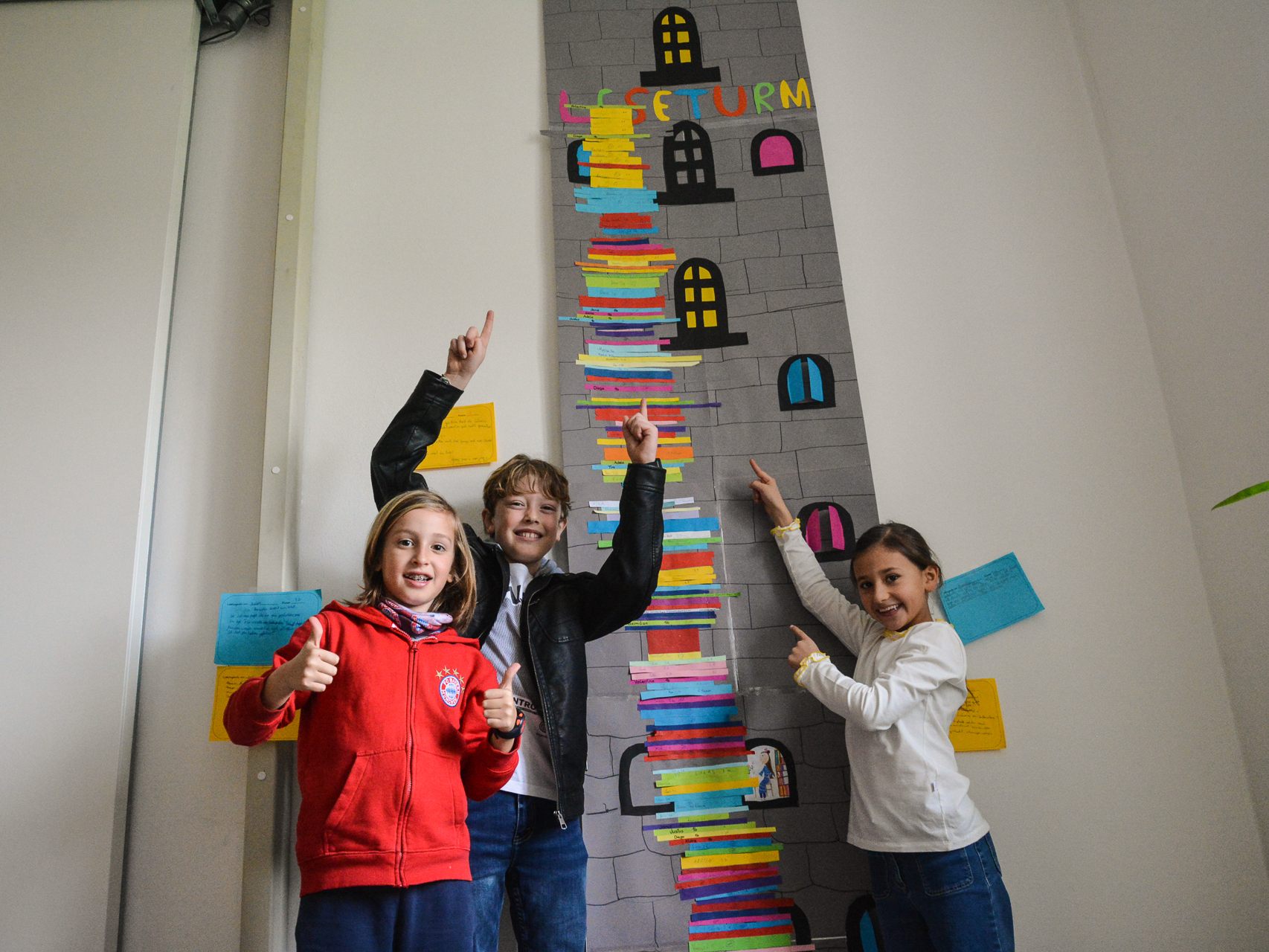 Im Zuge der Vorarlberger Lesewoche waren die Schülerinnen und Schüler der VS Mehrerau fleißig und lasen viele Bücher. Im Zuge der Vorarlberger Lesewoche waren die Schülerinnen und Schüler der VS Mehrerau fleißig und lasen viele Bücher.