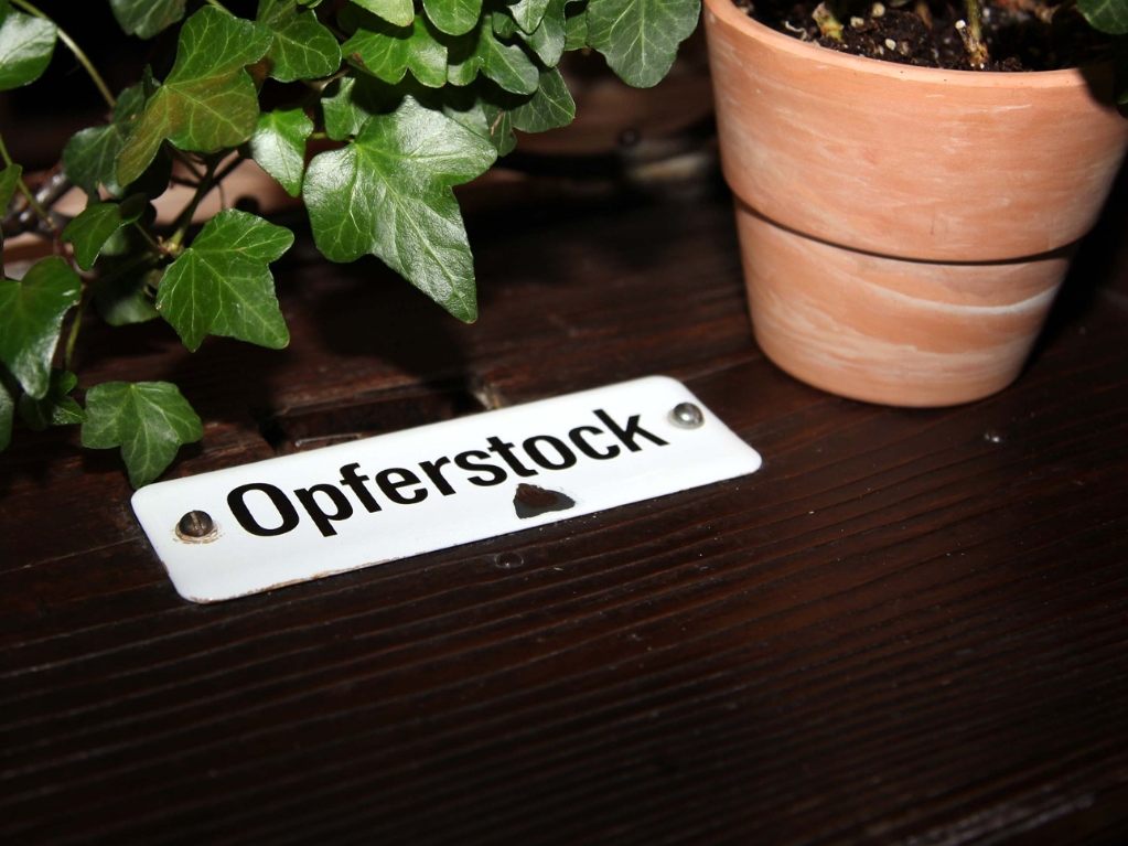 Im gesamten Raum Feldkirch und Bludenz konnten dadurch mindestens fünfzehn Fälle von Opferstockdiebstählen geklärt werden.