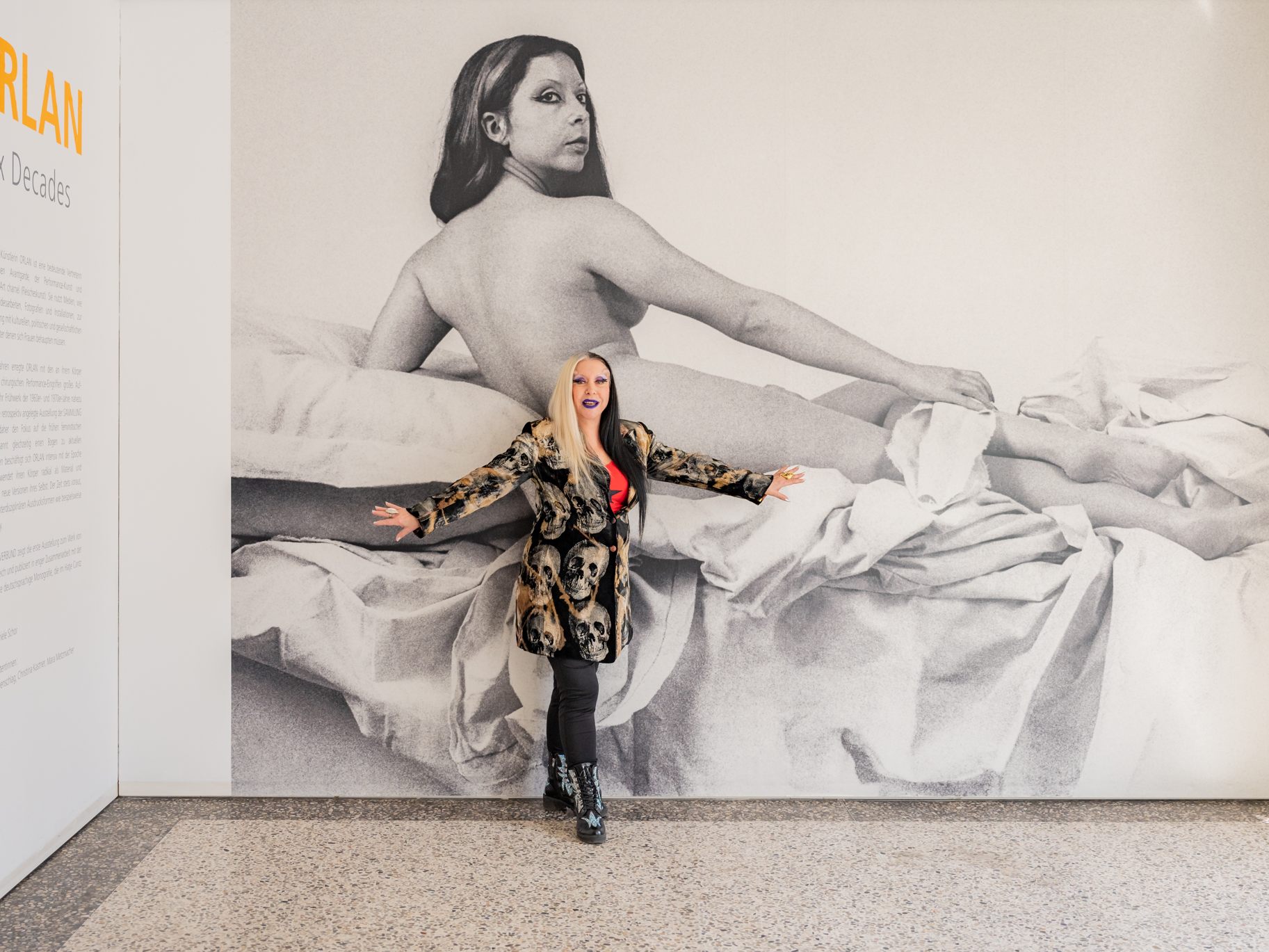 23032023 Fototermin mit Performance-Kuenstlerin Orlan anl. der Ausstellung -Six Decades