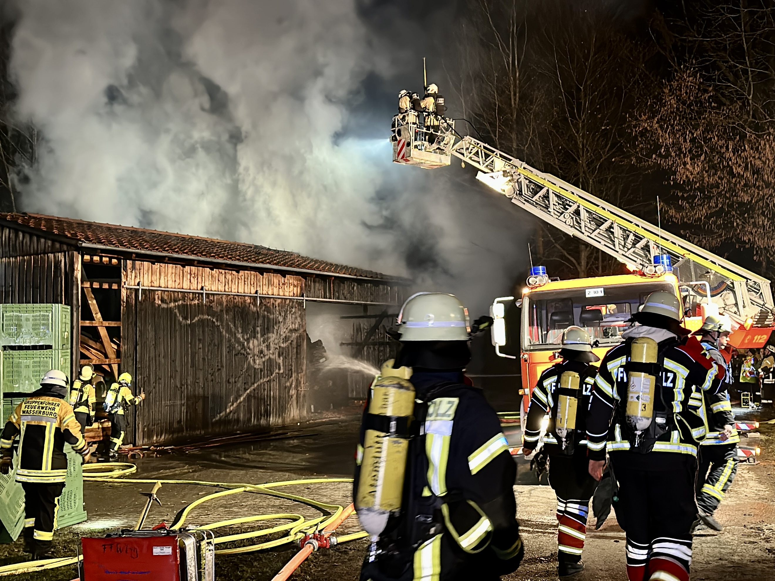 Brand einer Lagerhalle in Wasserburg. Brand einer Lagerhalle in Wasserburg.