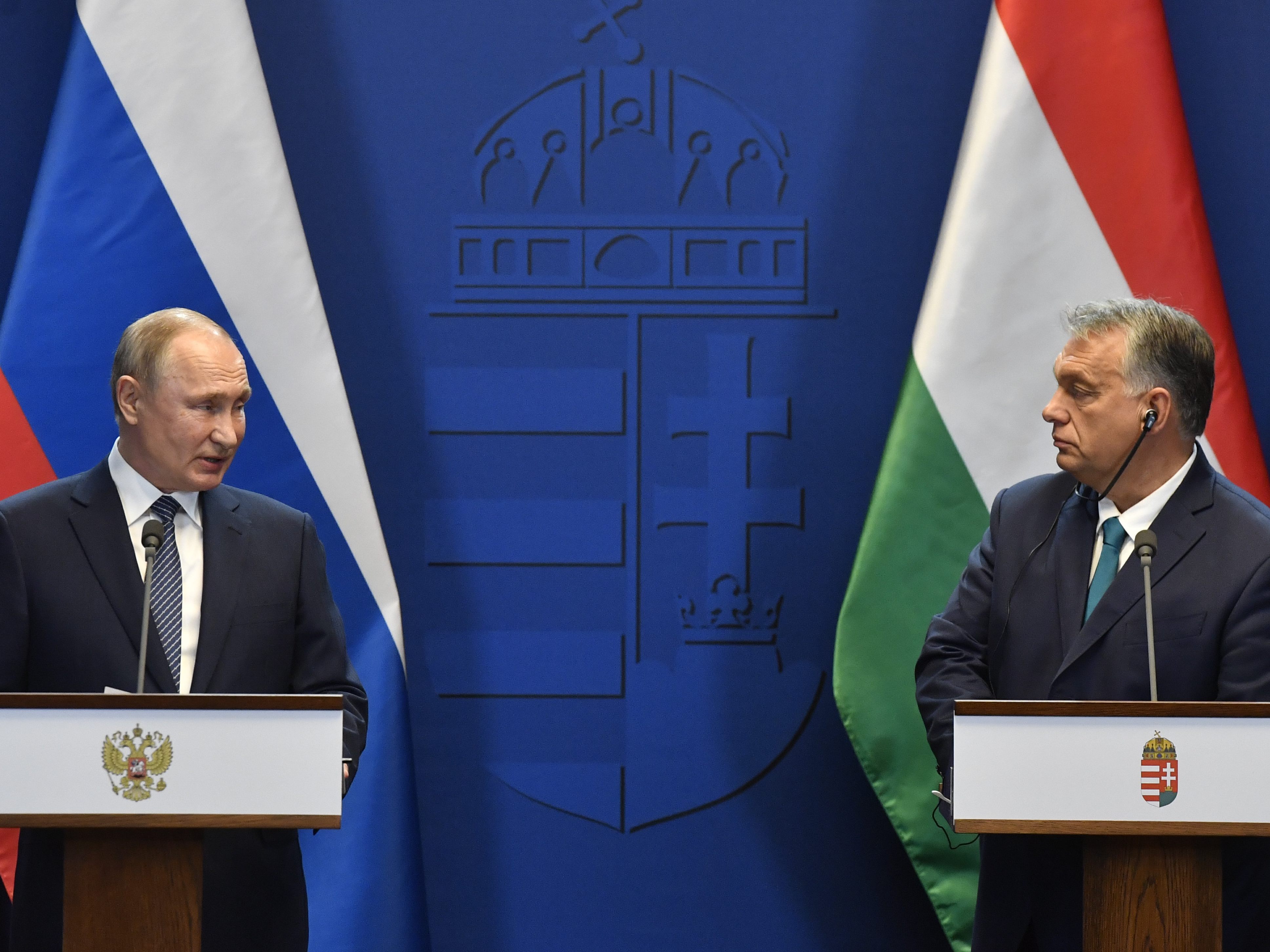 Budapest bezeichnete "Veto"-Behauptung als Lüge. Budapest bezeichnete "Veto"-Behauptung als Lüge.