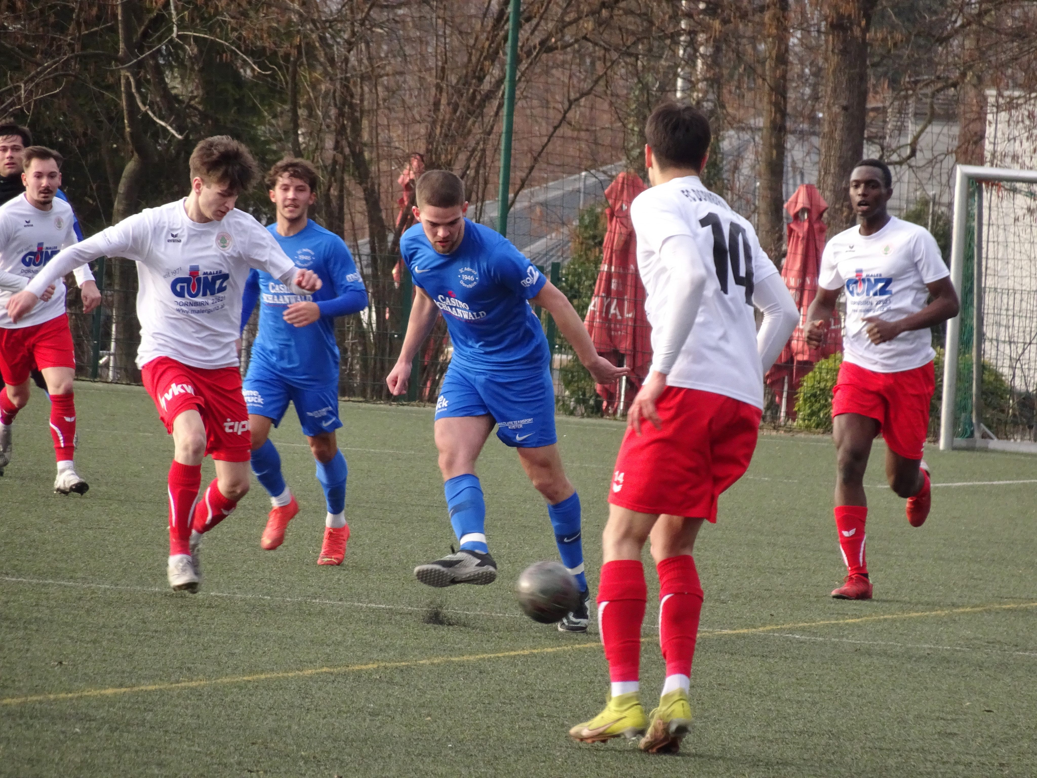 Mit einem 4:0 Sieg gegen die FC Mohren Dornbirn Juniors schloss der SC Admira Dornbirn am Samstag die Vorbereitung auf Kunstrasen ab.