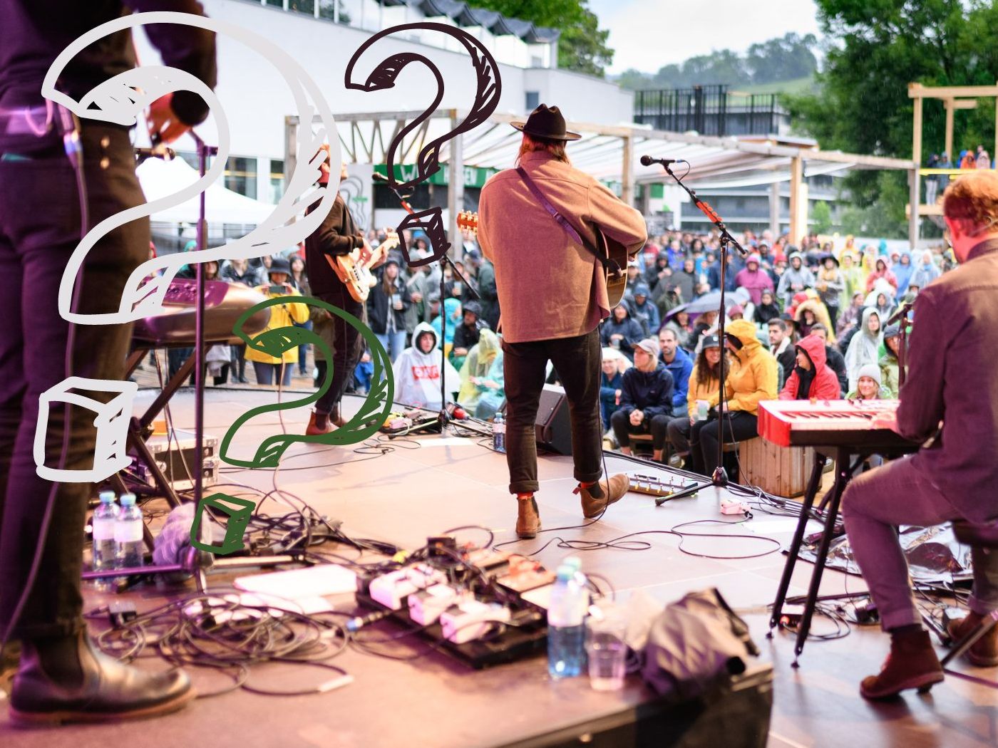 Fürs 30-jährige Jubiläum nimmt das Line-up beim Poolbar Festival nun konkrete Formen an. Fürs 30-jährige Jubiläum nimmt das Line-up beim Poolbar Festival nun konkrete Formen an.