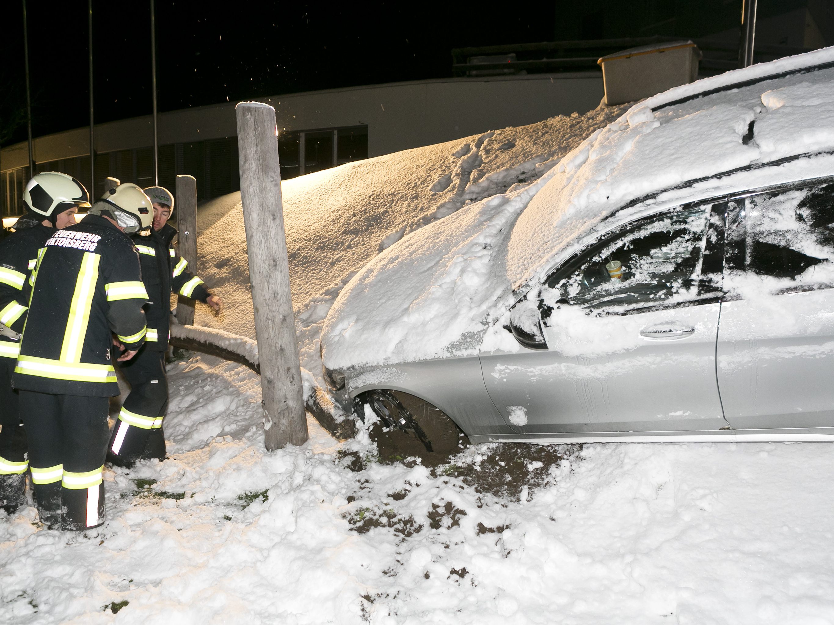 Autolenker blieb unverletzt