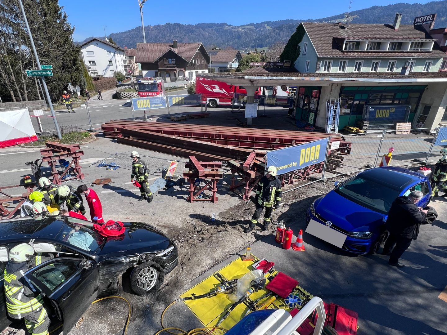 Drei Fahrzeuge beteiligt