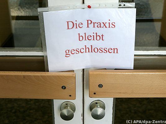 Mehr Medizin-Studienplätze lösen für Rektoren Ärztemangel nicht.