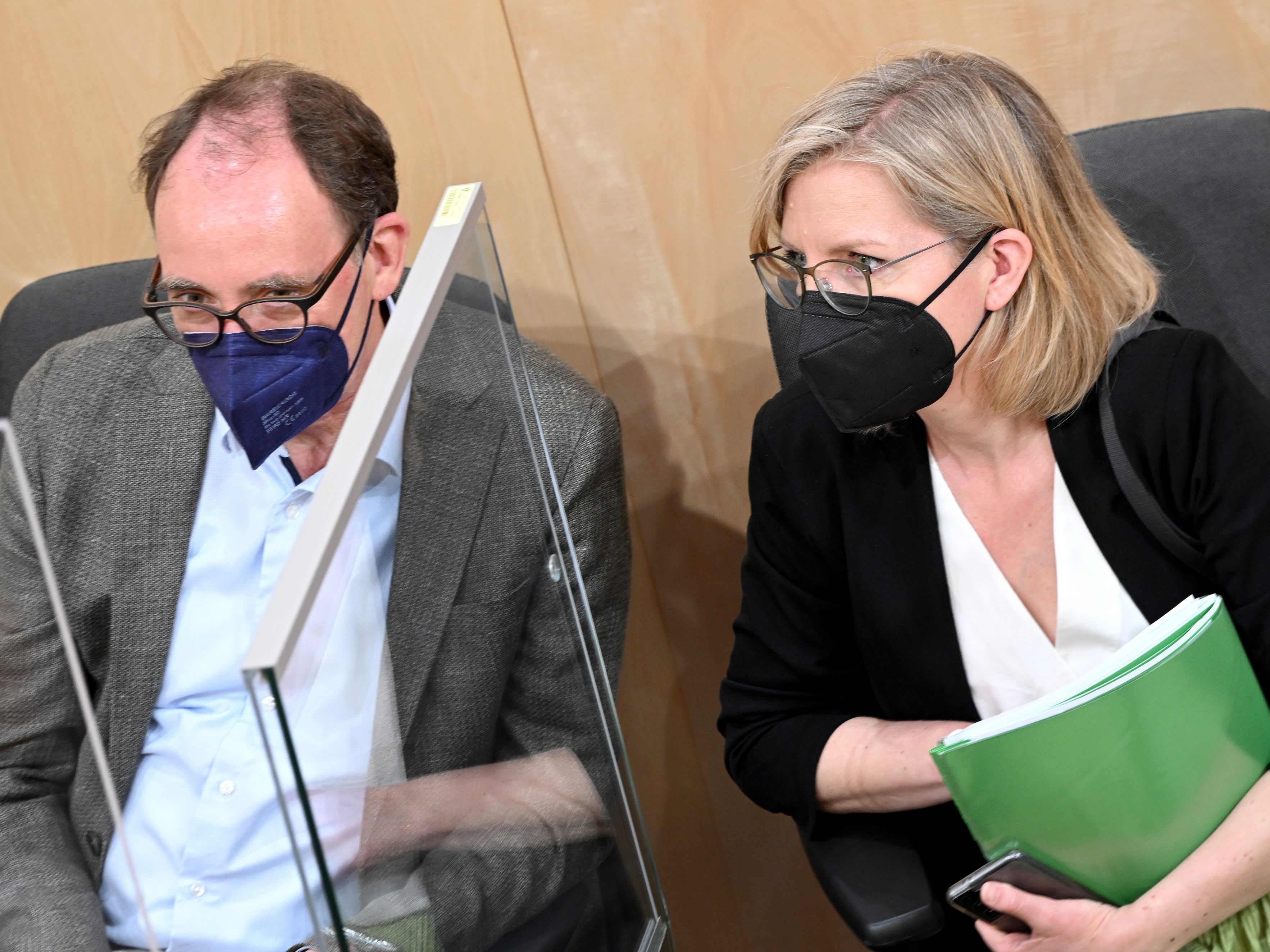 Gewessler und Rauch fordern unter anderem eine Sicherheitsprüfung und Kennzeichnungspflicht bei Neuer Gentechnik.