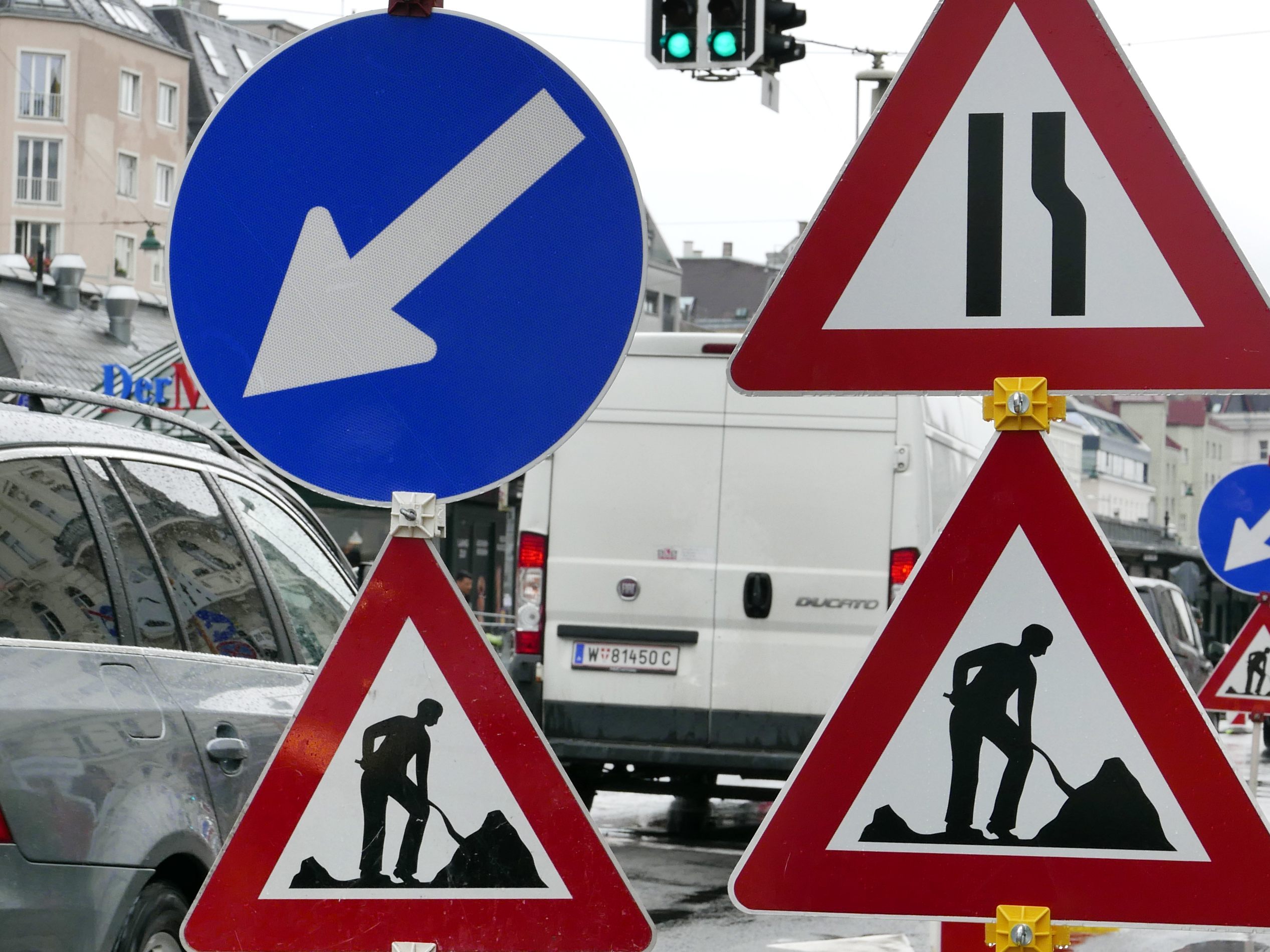 Am 23. April 2023 beginnen die Bauarbeiten im Grätzl rund um die Penzinger Straße in Wien-Penzing. Am 23. April 2023 beginnen die Bauarbeiten im Grätzl rund um die Penzinger Straße in Wien-Penzing.