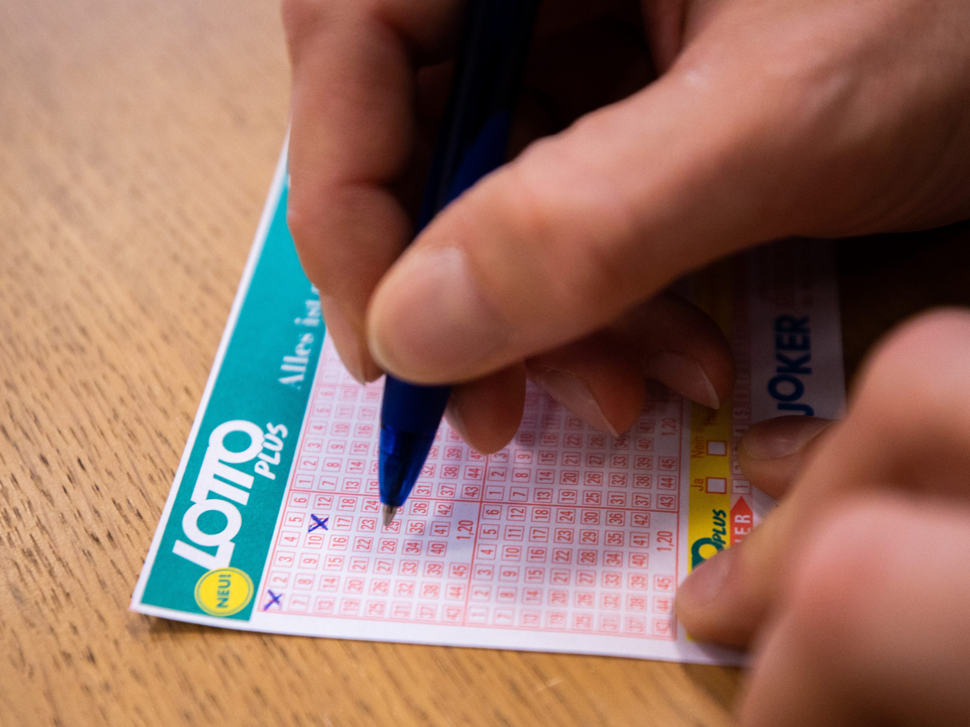 Beim Lotto-Jackpot warten am Ostersonntag 1,4 Millionen Euro auf einen Gewinner.
