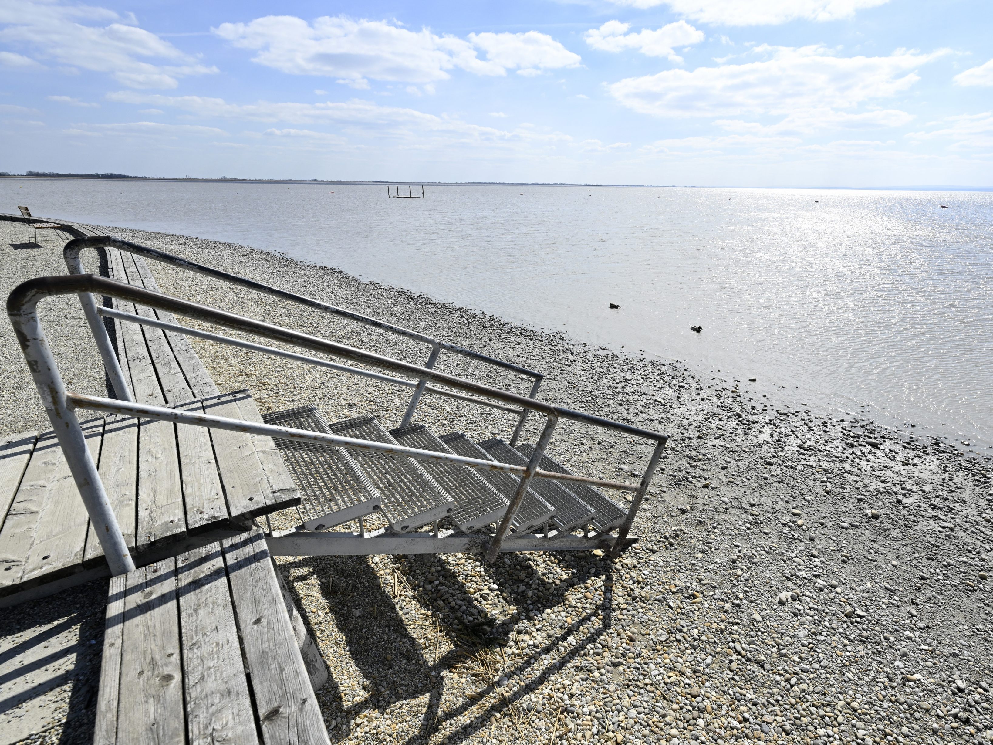 Der Neusiedler See trocknet aus.
