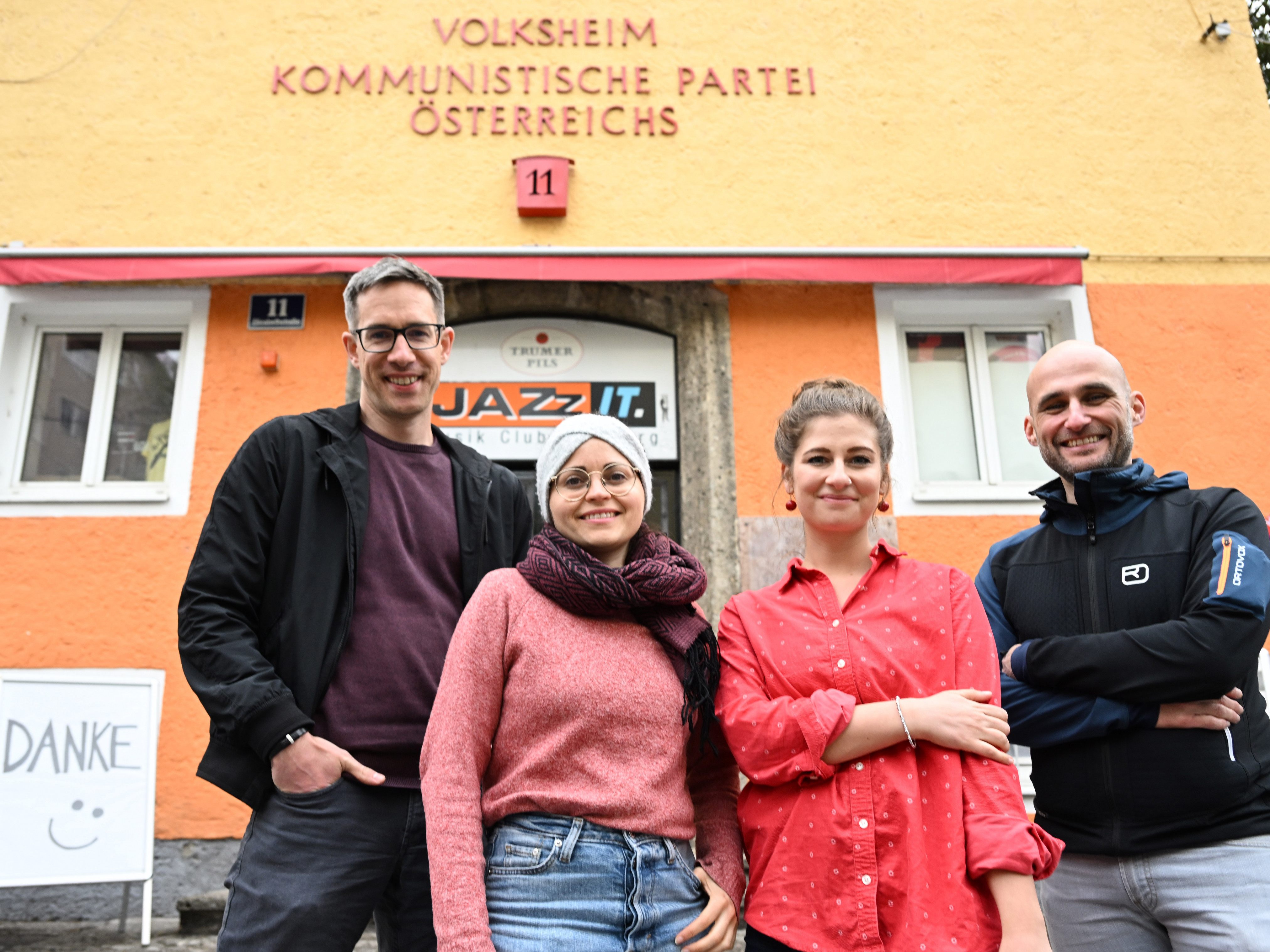 Mitglieder des KPÖ-Plus-Vorstands am Tag nach der Salzburg-Wahl.