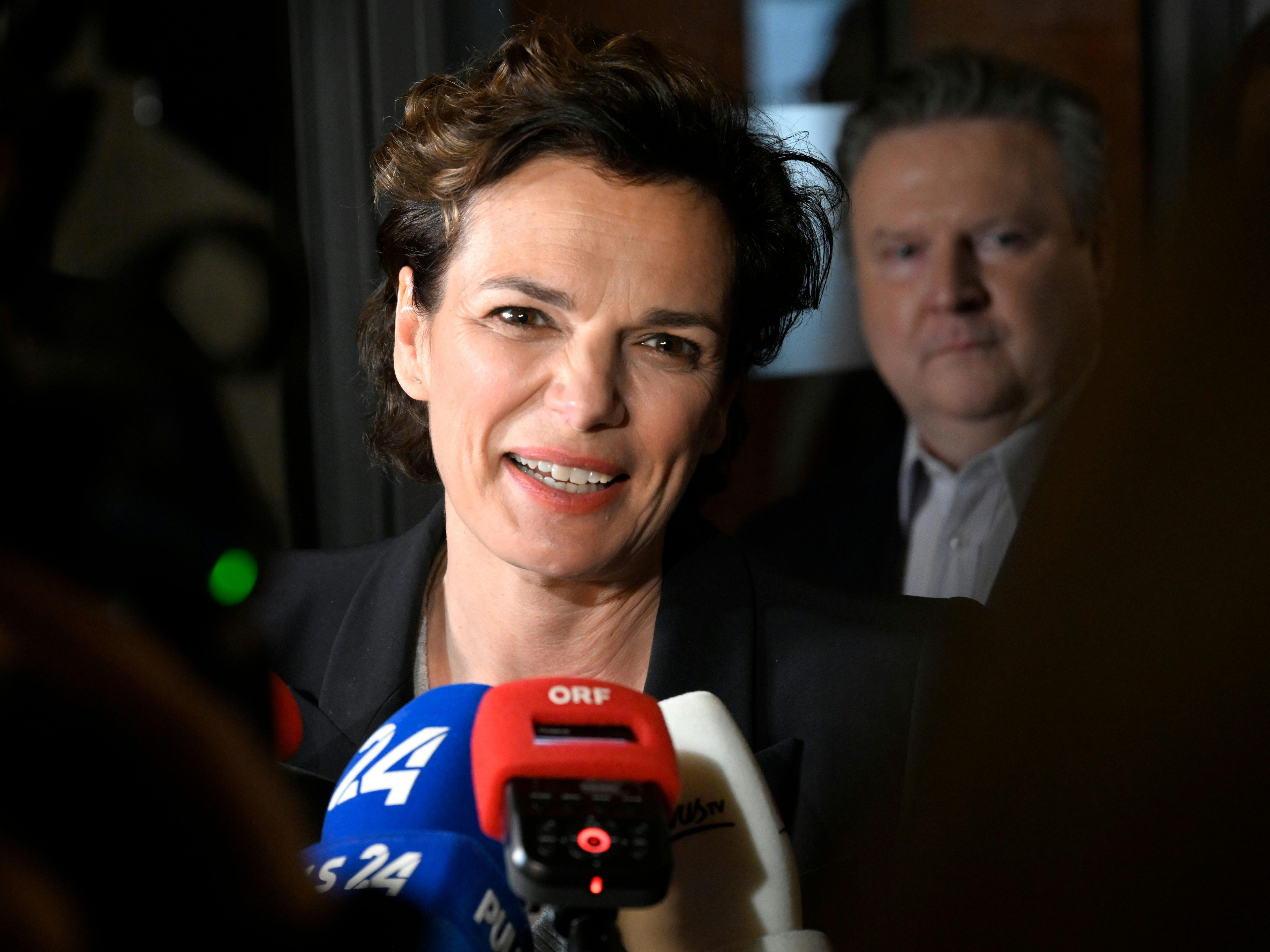 Pamela Rendi-Wagner bekommt Unterstützung von roten Altkanzlern. Pamela Rendi-Wagner bekommt Unterstützung von roten Altkanzlern.