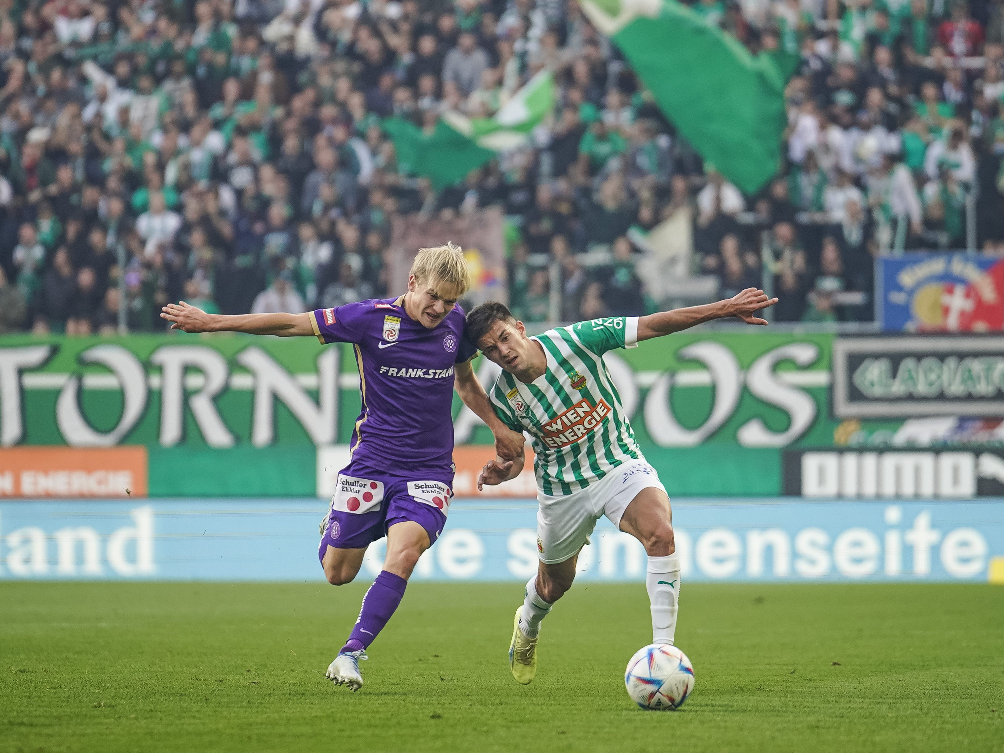 LIVE-Ticker zum Spiel Rapid Wien gegen Austria Wien. LIVE-Ticker zum Spiel Rapid Wien gegen Austria Wien.