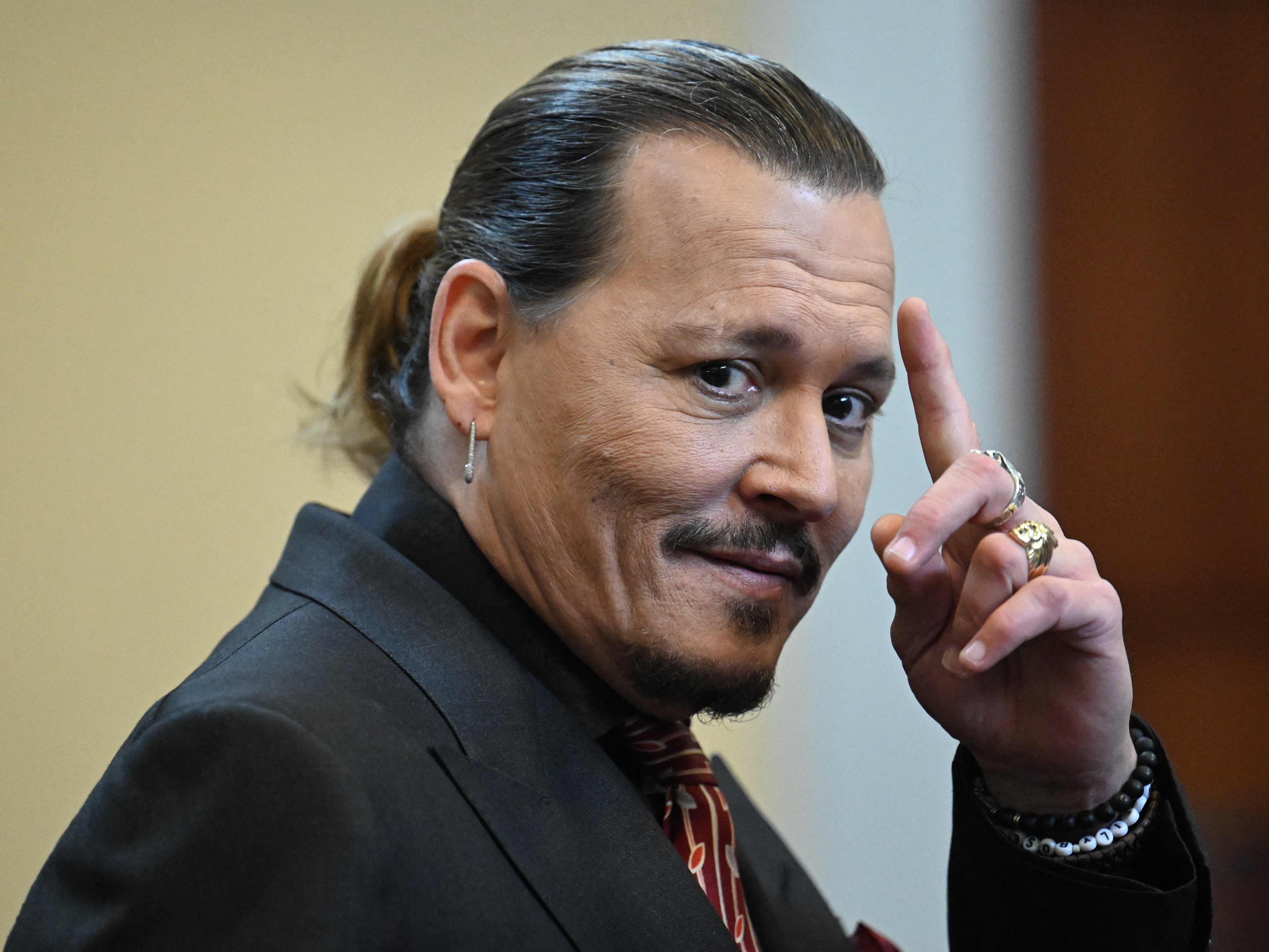 Johnny Depp ist zurück auf der Kinoleinwand. Johnny Depp ist zurück auf der Kinoleinwand.