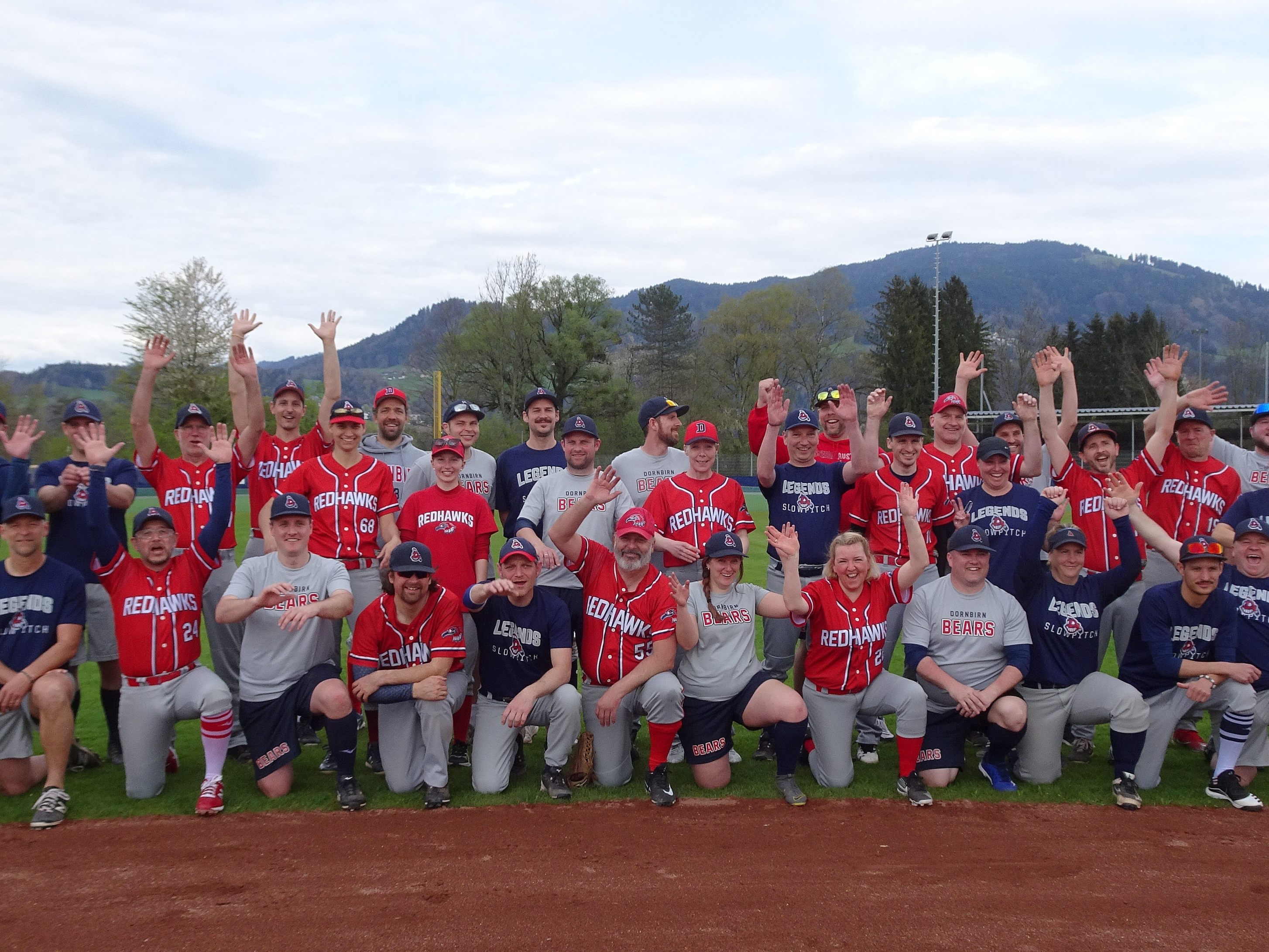 Die drei Softballteams der Dornbirn Indians stehen vor allem für Spaß und Begeisterung für den Baseballsport. Die drei Softballteams der Dornbirn Indians stehen vor allem für Spaß und Begeisterung für den Baseballsport.