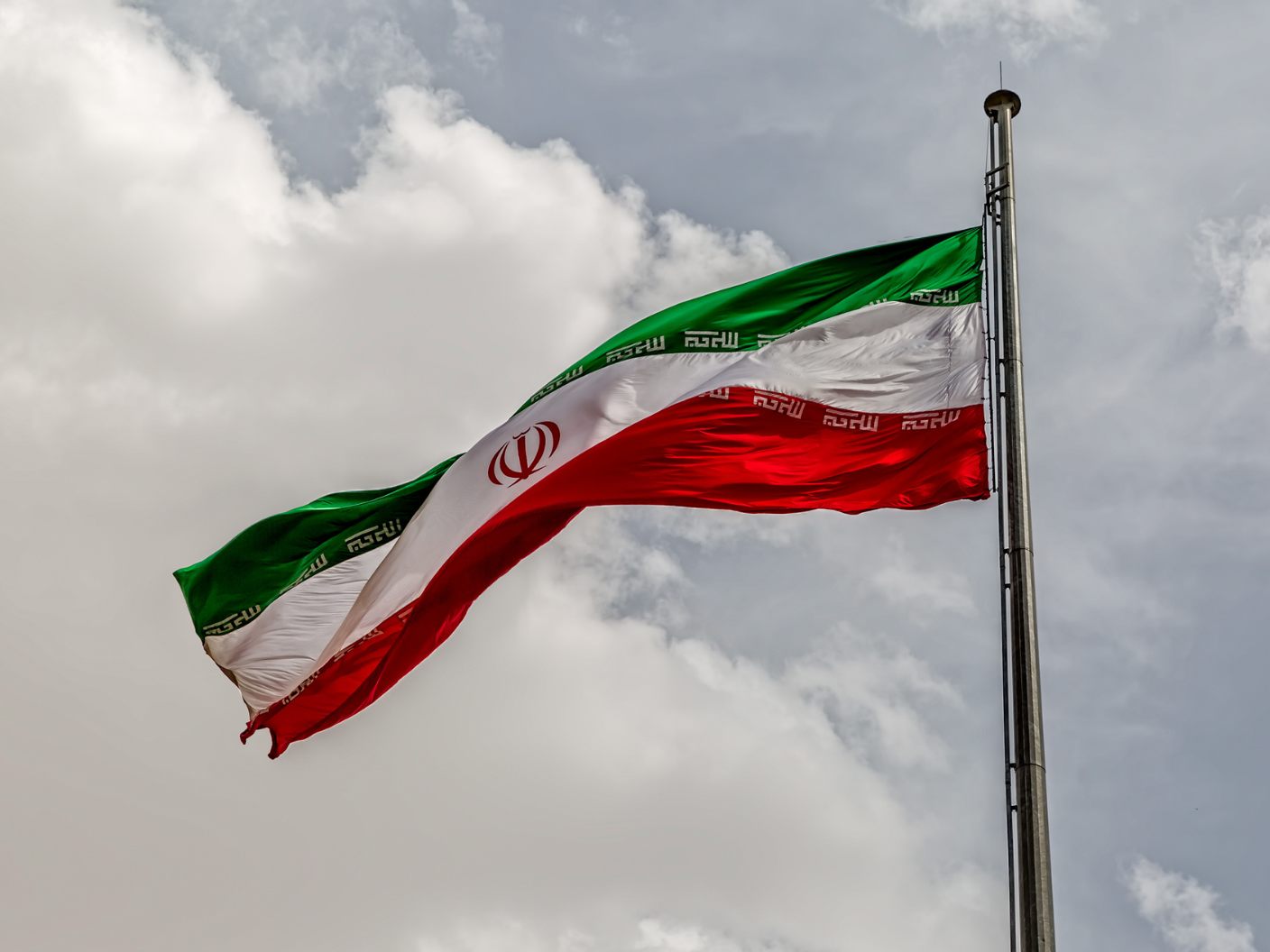 Ein österreichisch-iranisches Ehepaar erhebt schwere Vorwürfe gegen das Außenministerium. Ein österreichisch-iranisches Ehepaar erhebt schwere Vorwürfe gegen das Außenministerium.
