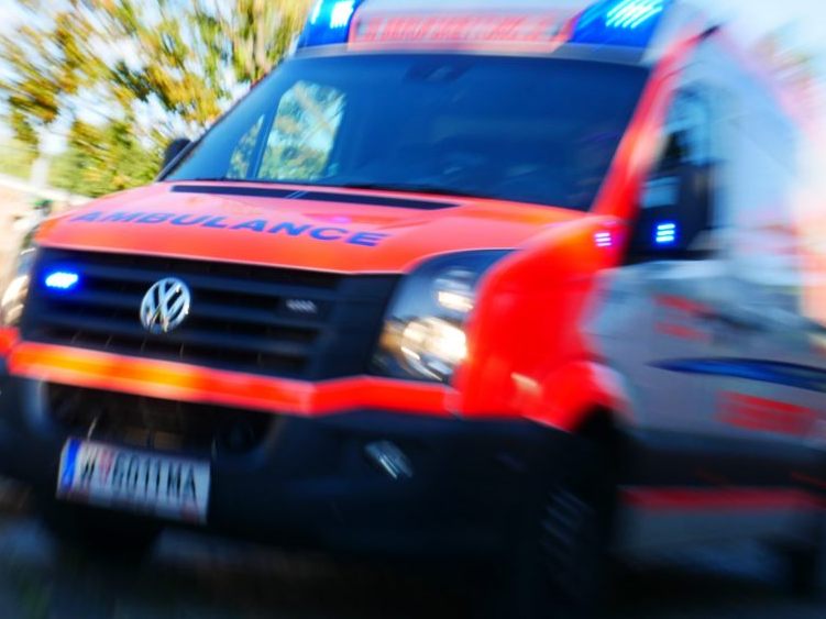 In Wien-Floridsdorf wurde ein schwer Verletzter mitten auf der Straße gefunden. In Wien-Floridsdorf wurde ein schwer Verletzter mitten auf der Straße gefunden.