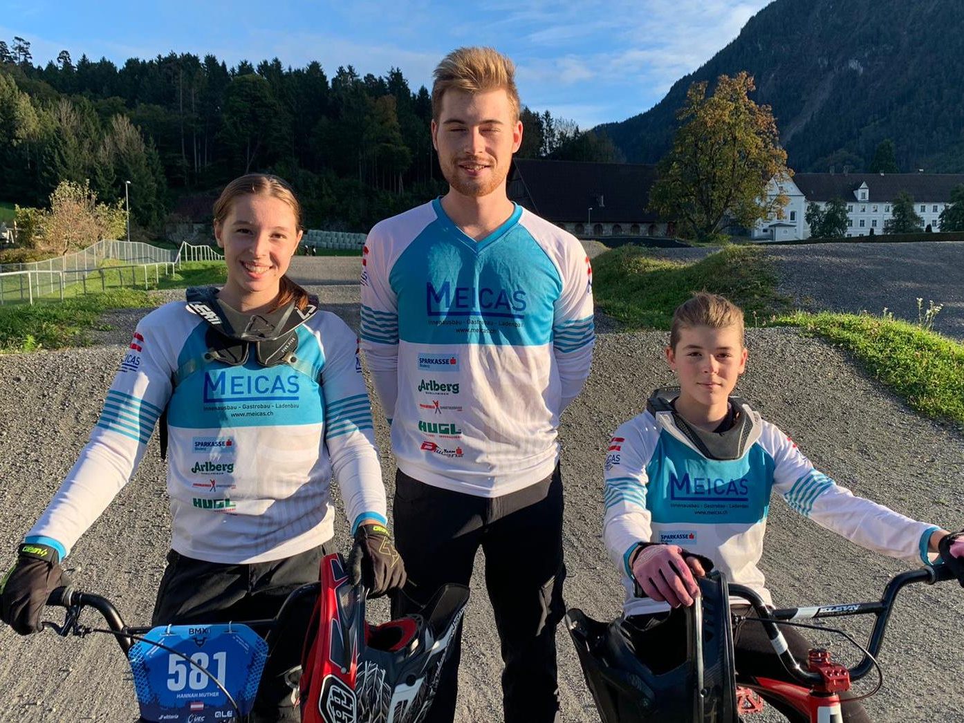 Hannah, Noah und Valentin Muther in Echichens